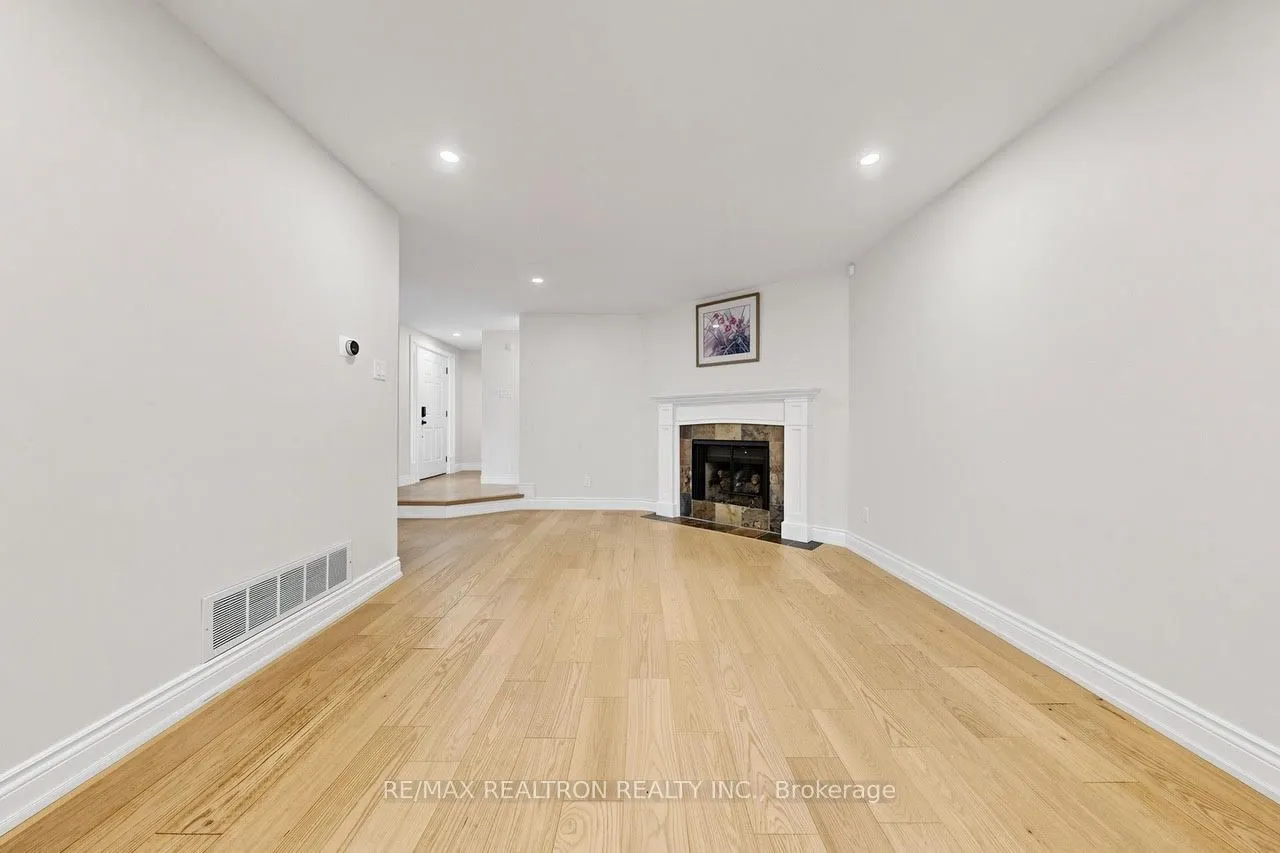 1120 Potters Wheel Crescent