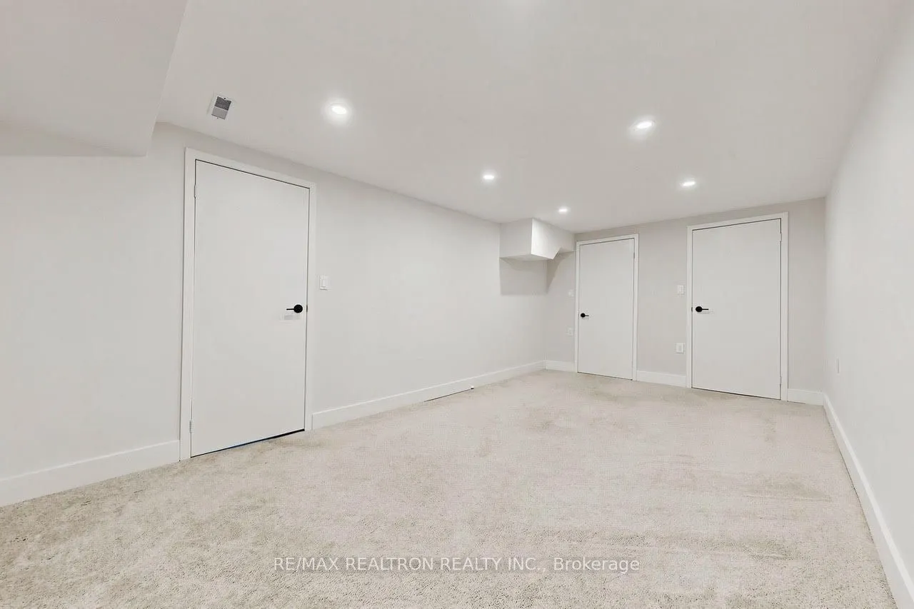 1120 Potters Wheel Crescent
