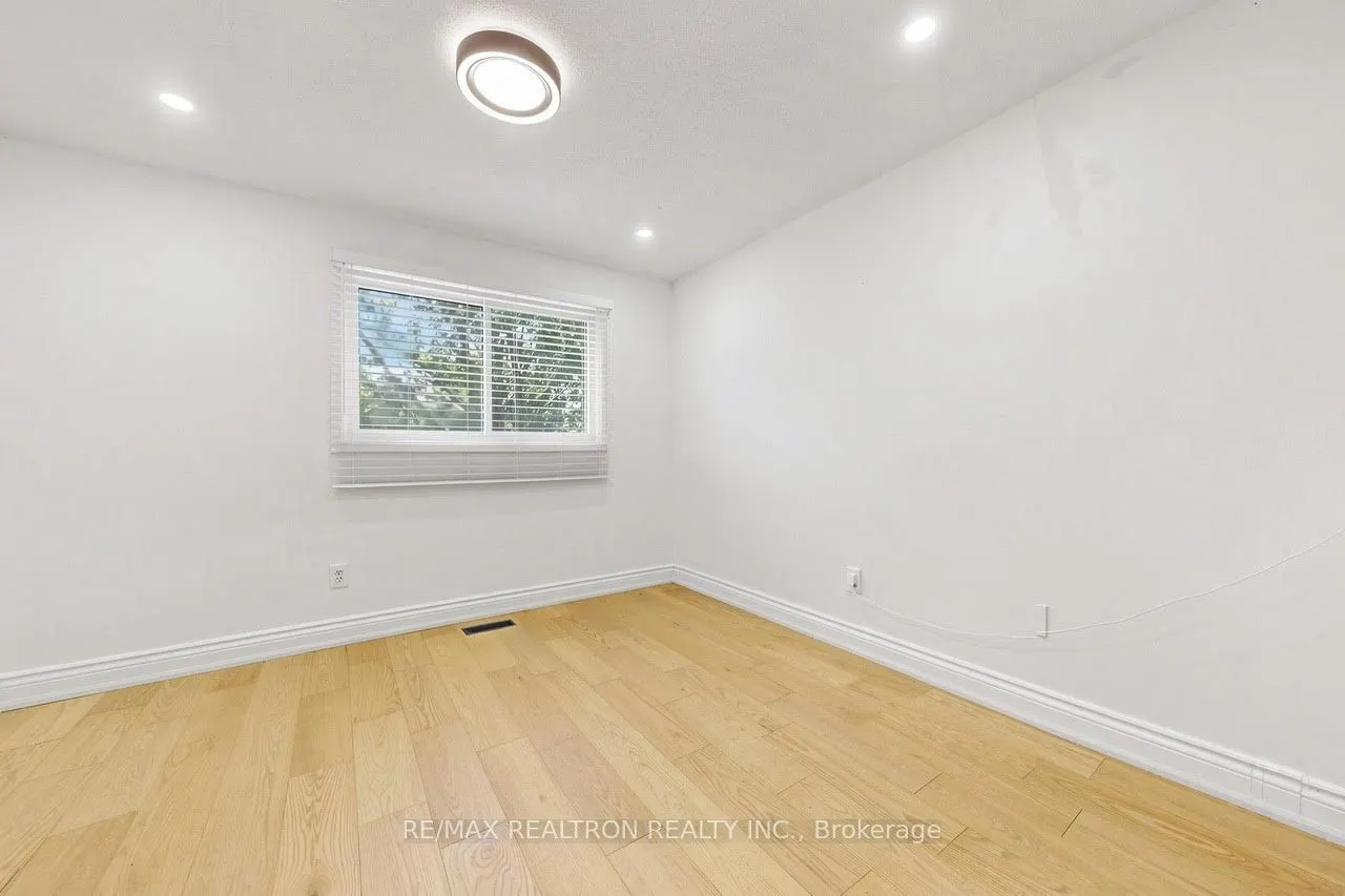 1120 Potters Wheel Crescent
