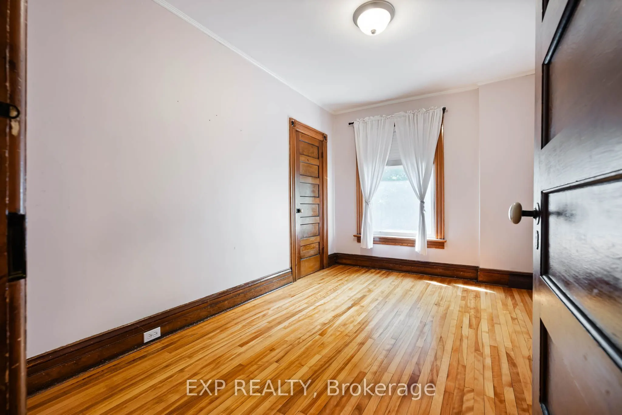 52 First Street #Upper