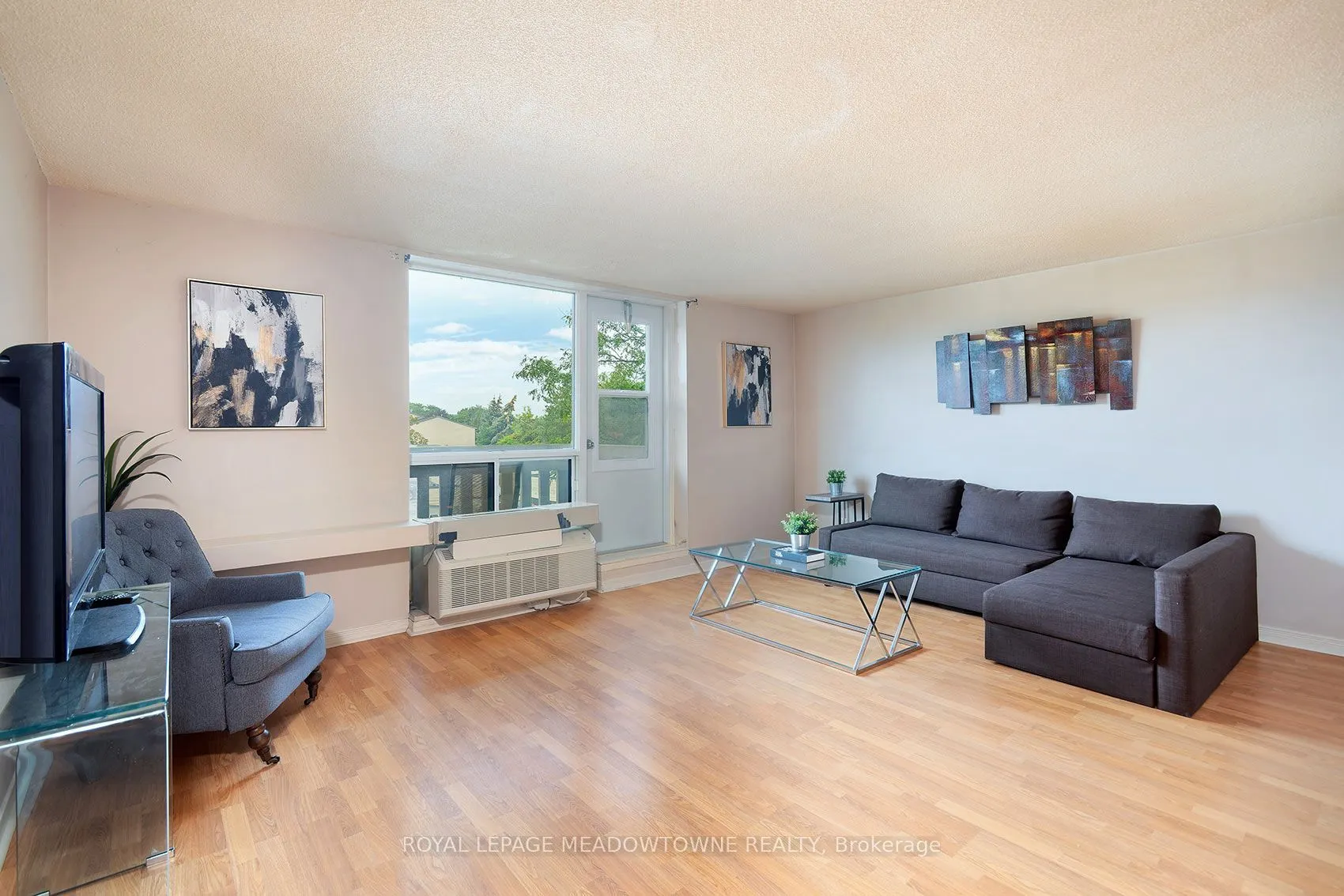 6720 Glen Erin Drive #206