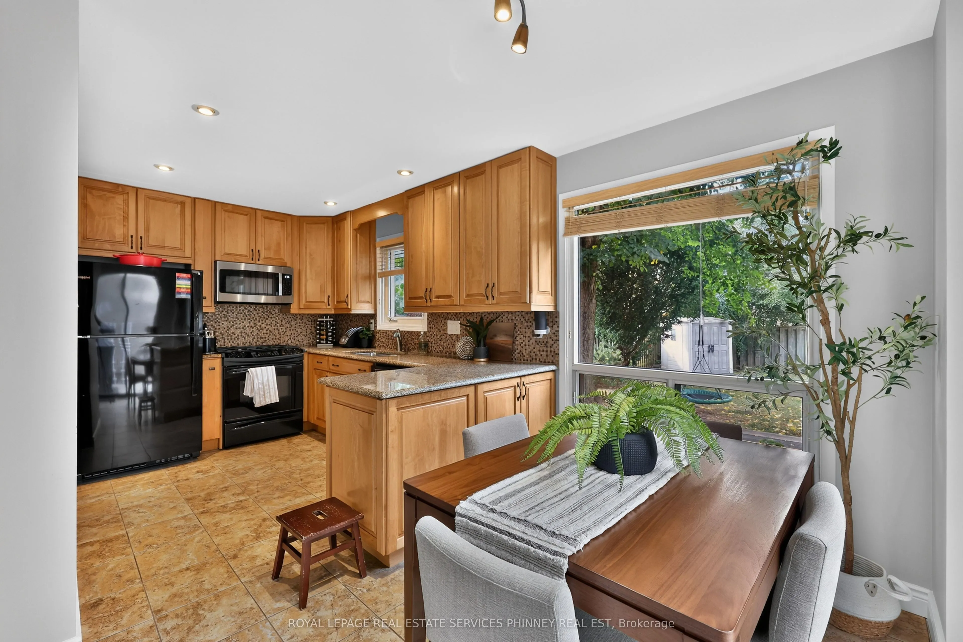 2467 Grindstone Court