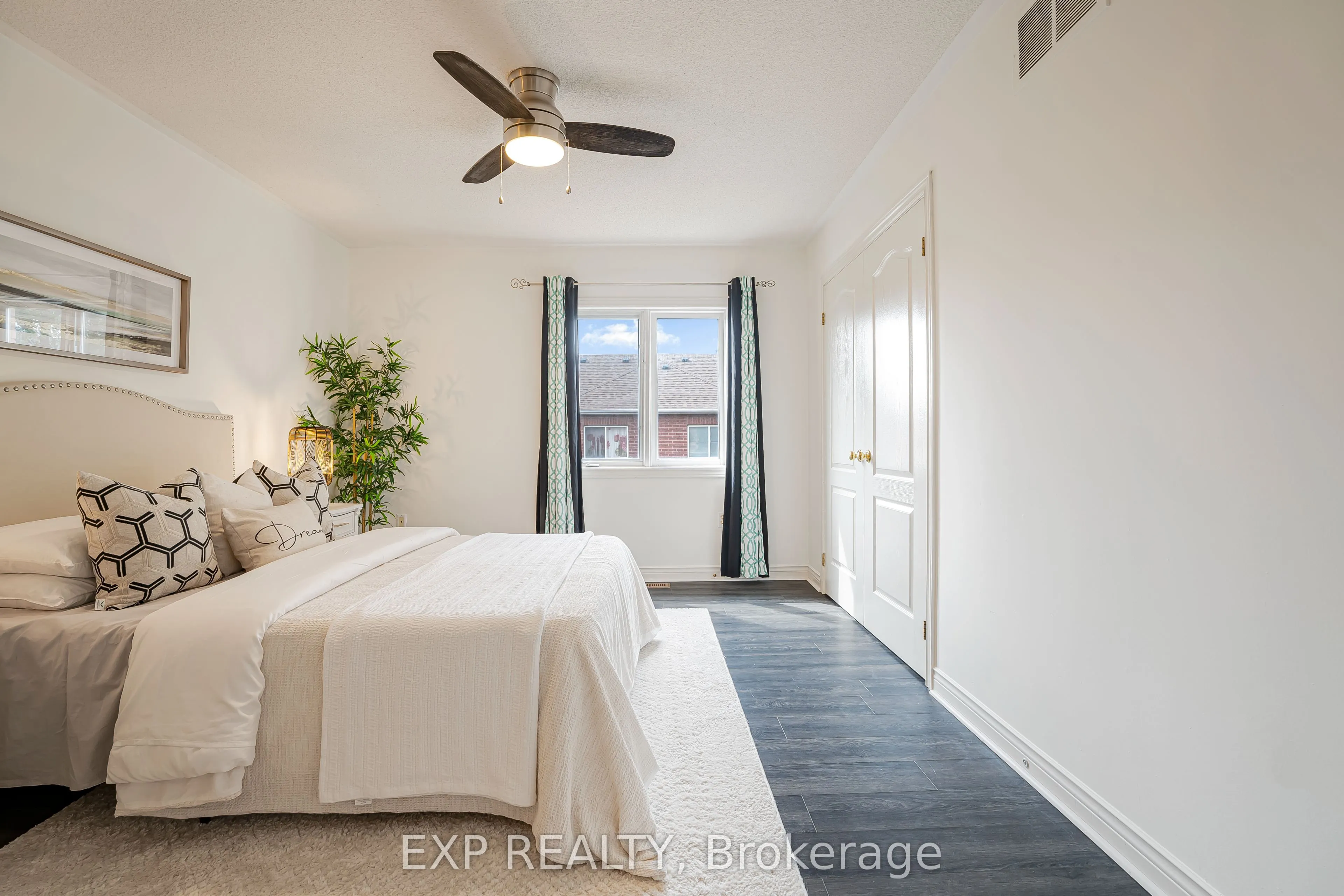 65 Pressed Brick Drive