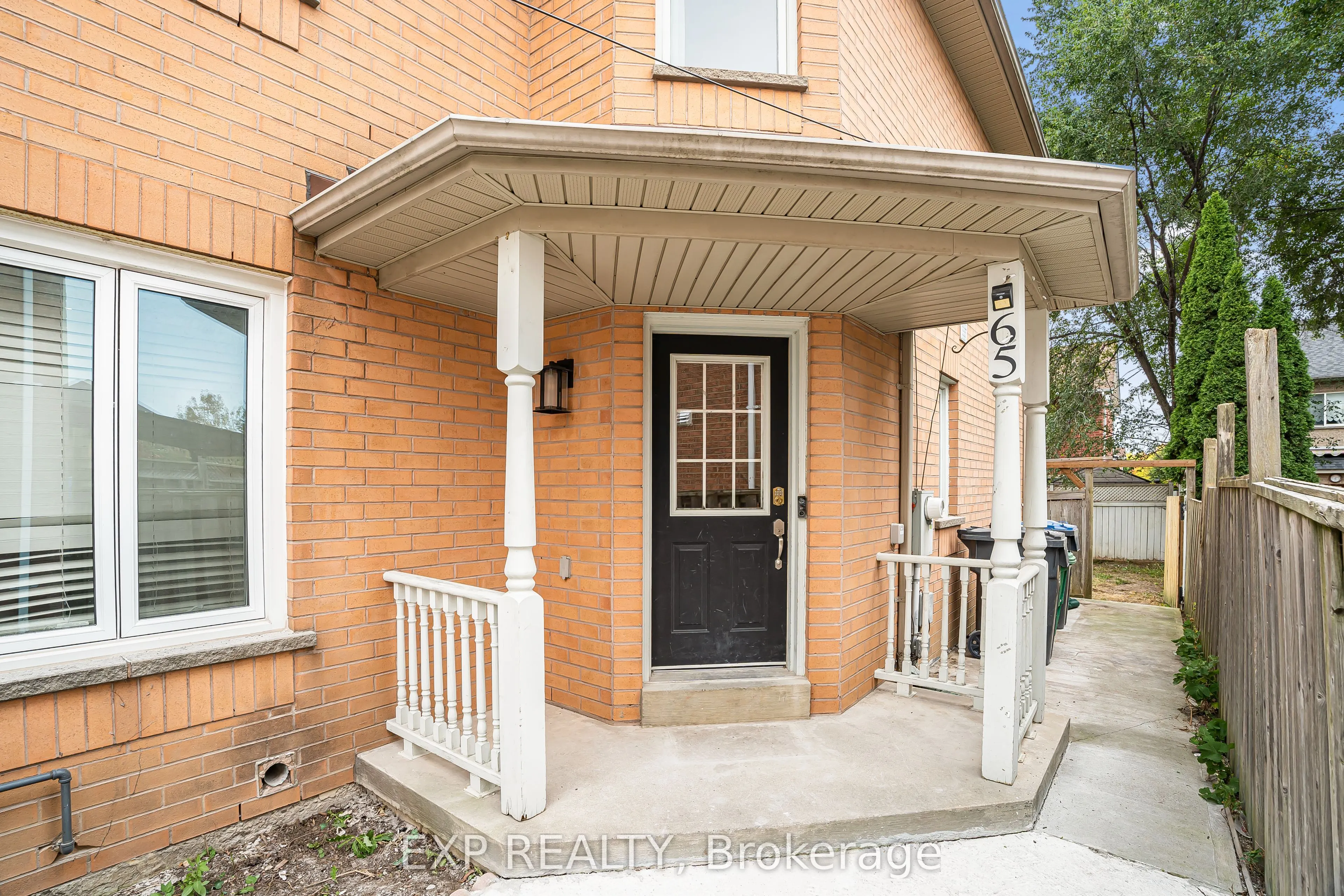 65 Pressed Brick Drive
