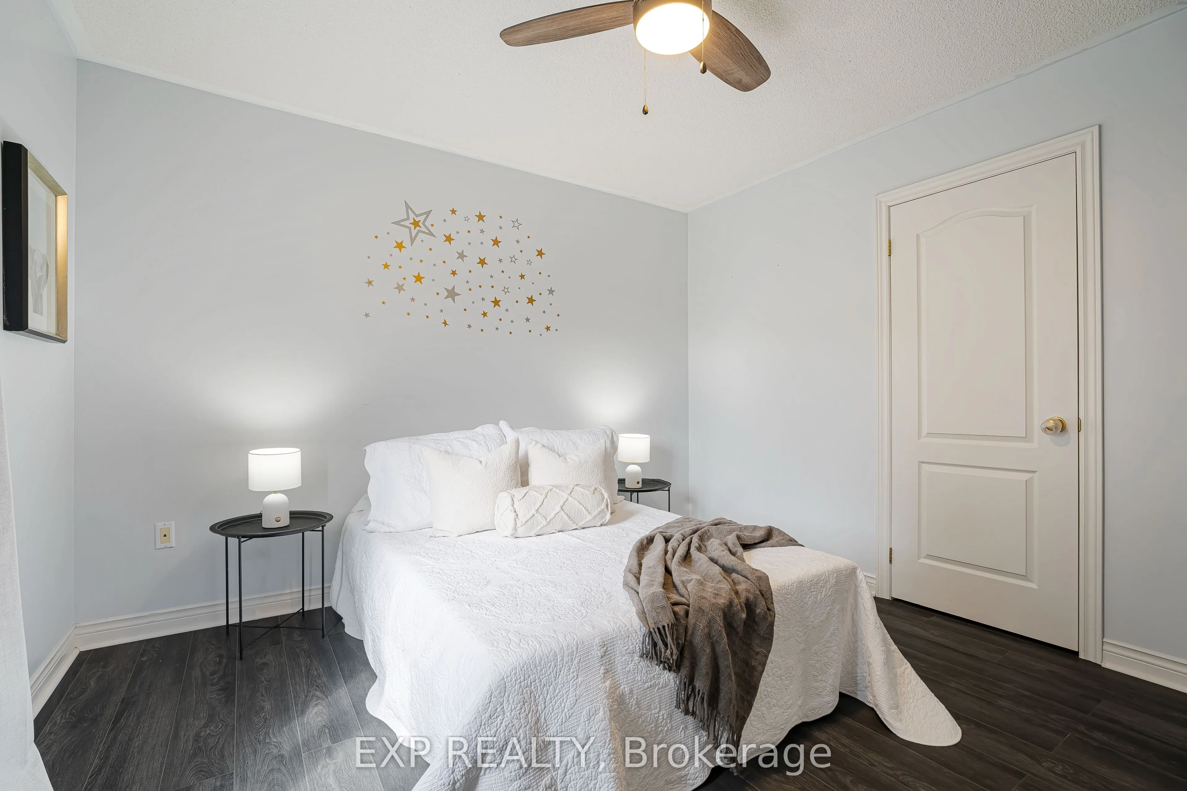 65 Pressed Brick Drive