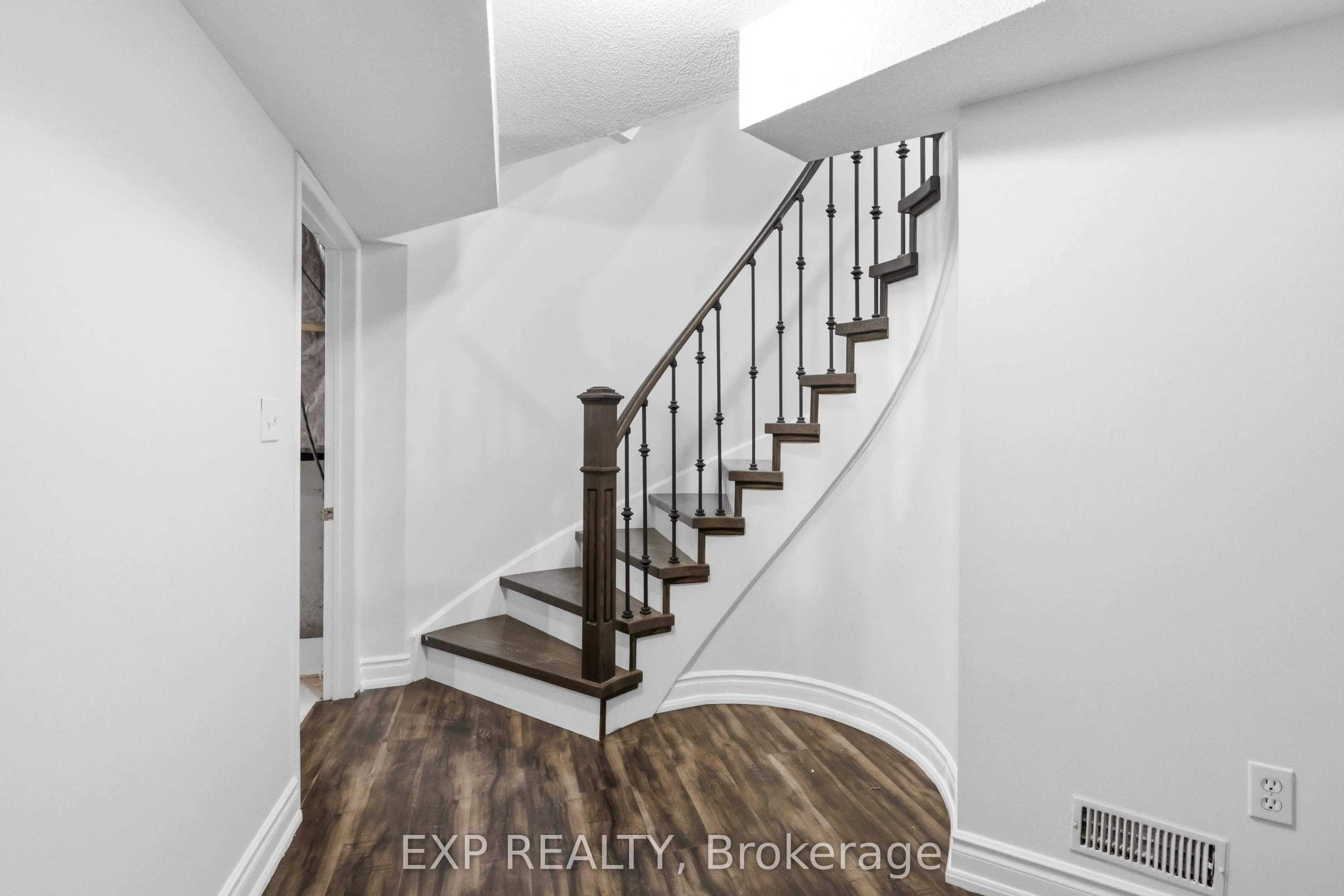 1015 Borden Lane