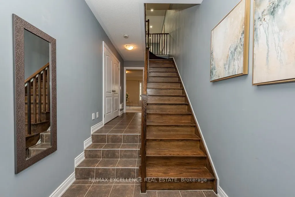 110 Cedar Lake Crescent #84