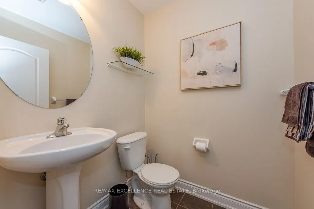 110 Cedar Lake Crescent #84