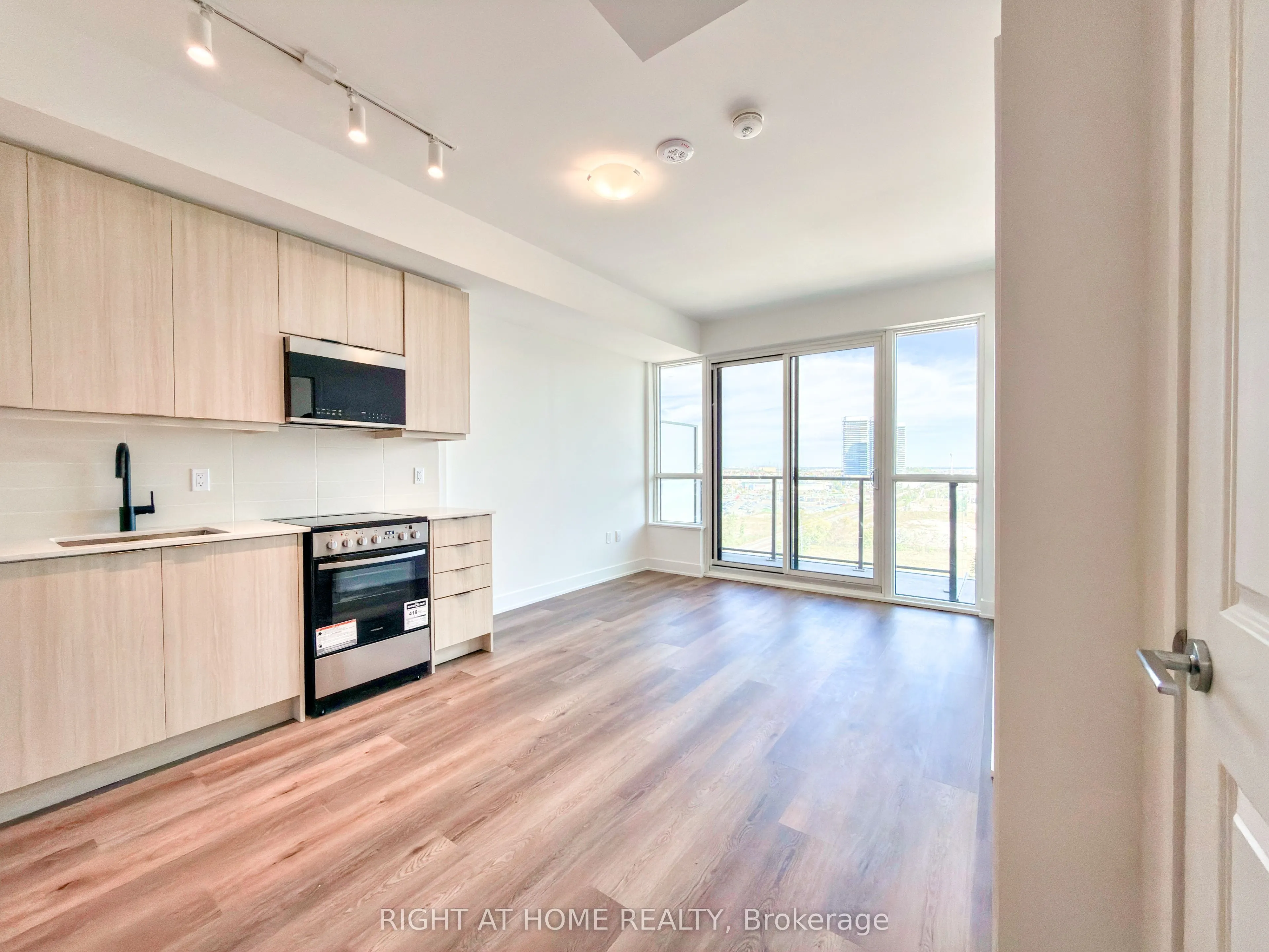 125 Nipissing Road #1202B