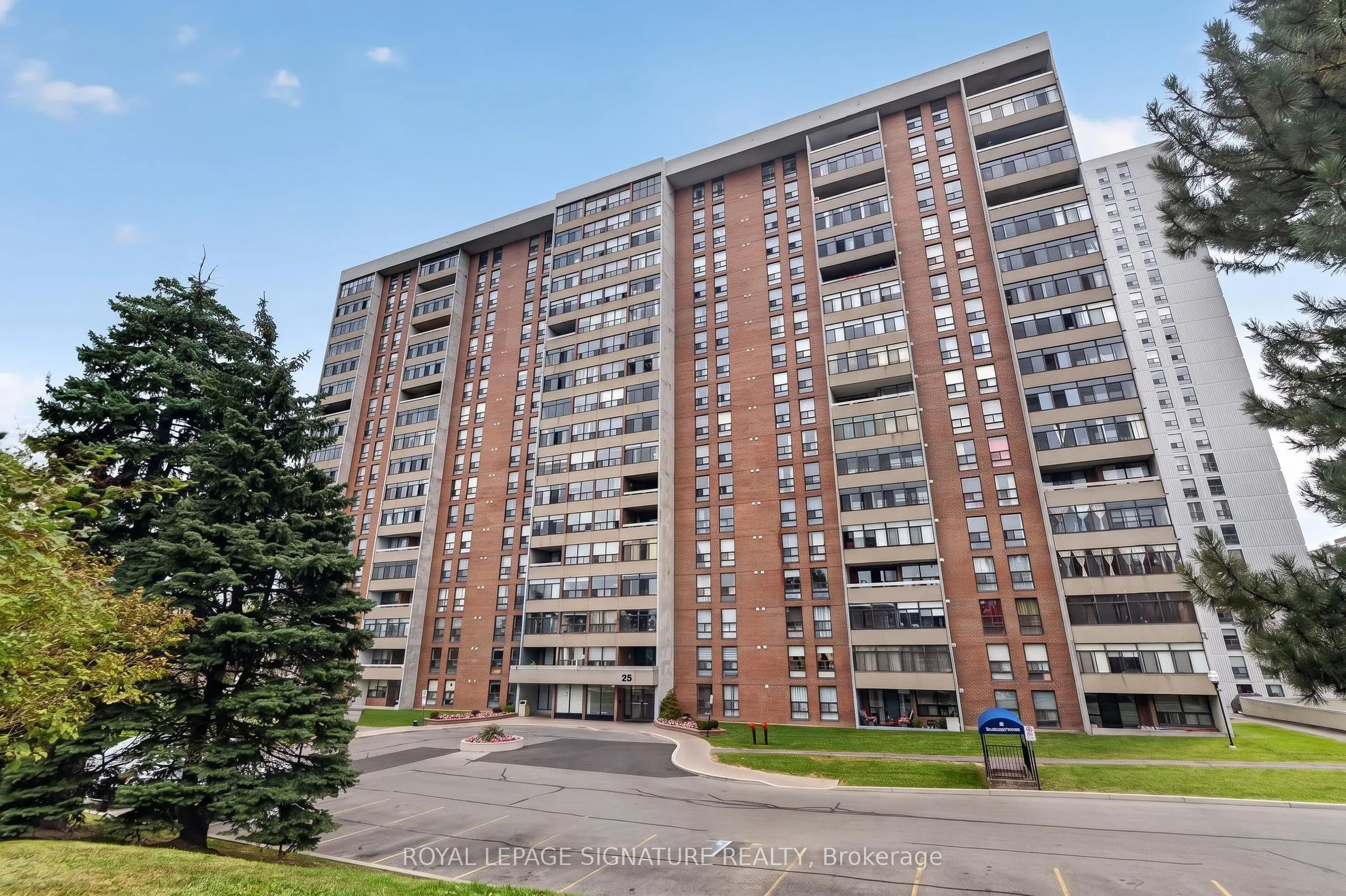 25 Kensington Road #1908