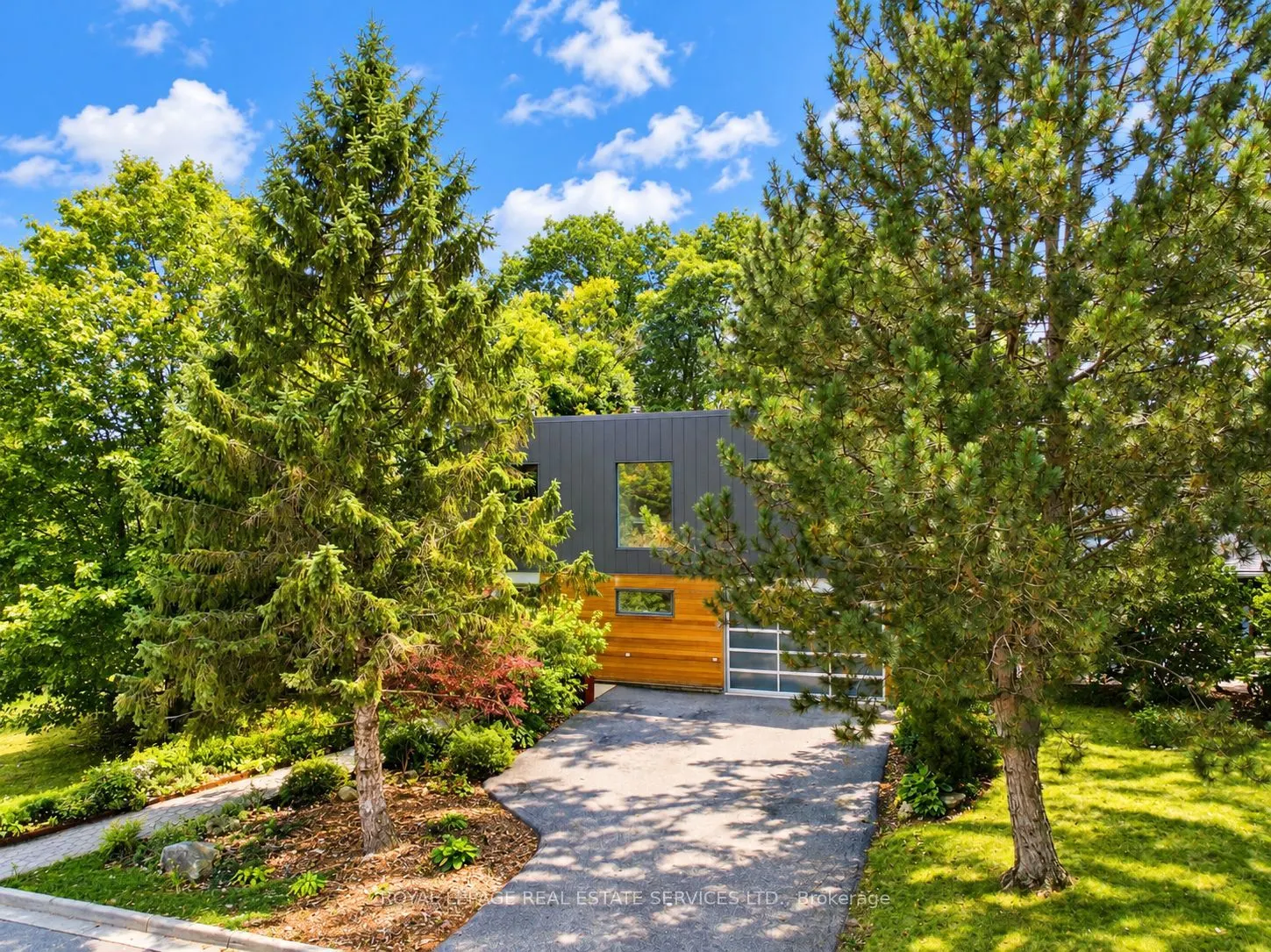 1318 Odessa Crescent