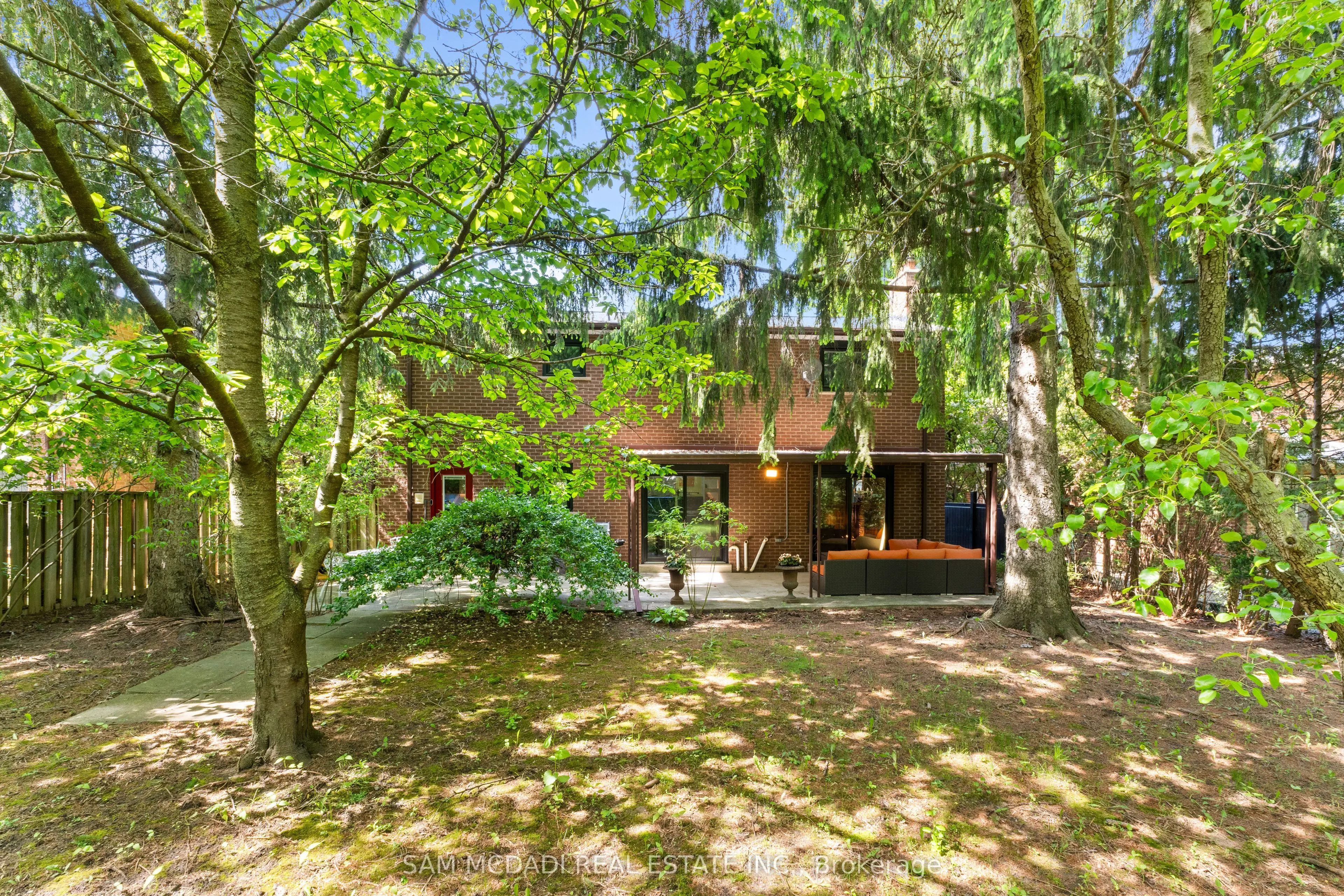 5 Canterbury Crescent