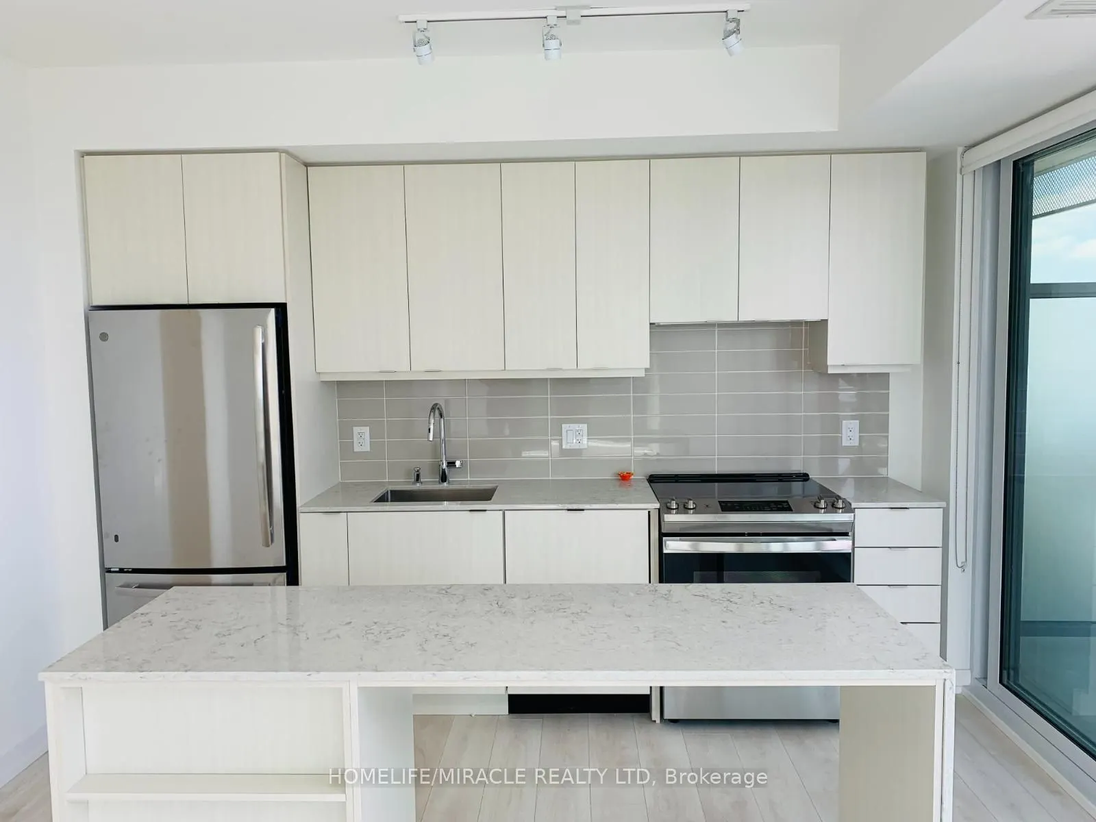 4065 Confederation Parkway #3410