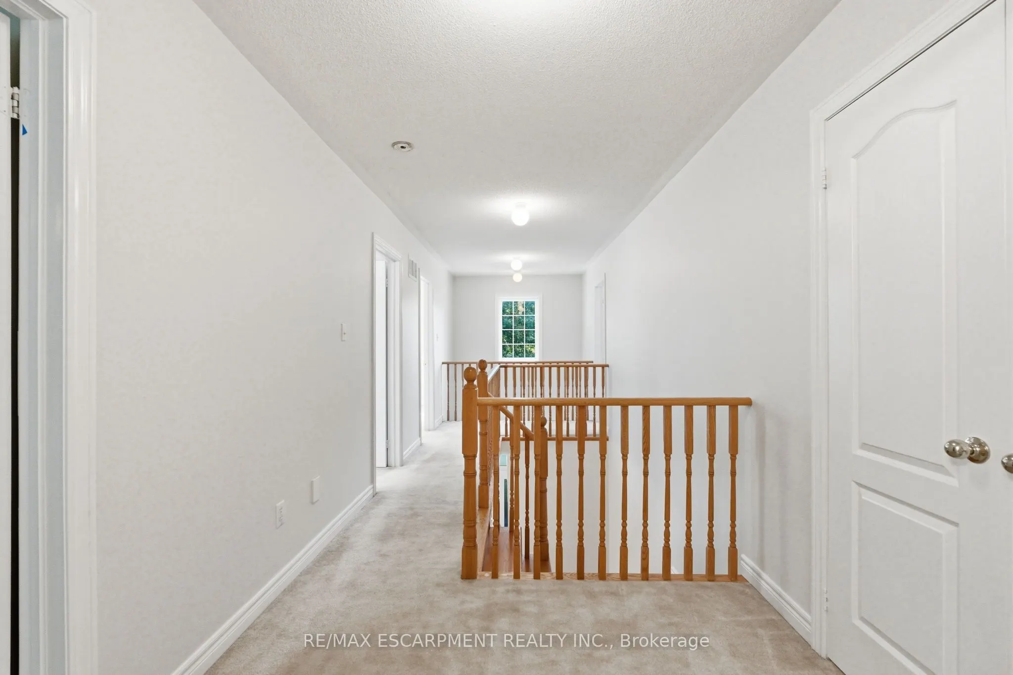 2241 GLAZEBROOK Circle