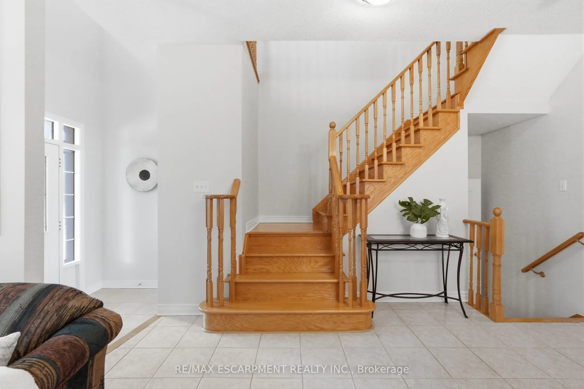 2241 GLAZEBROOK Circle