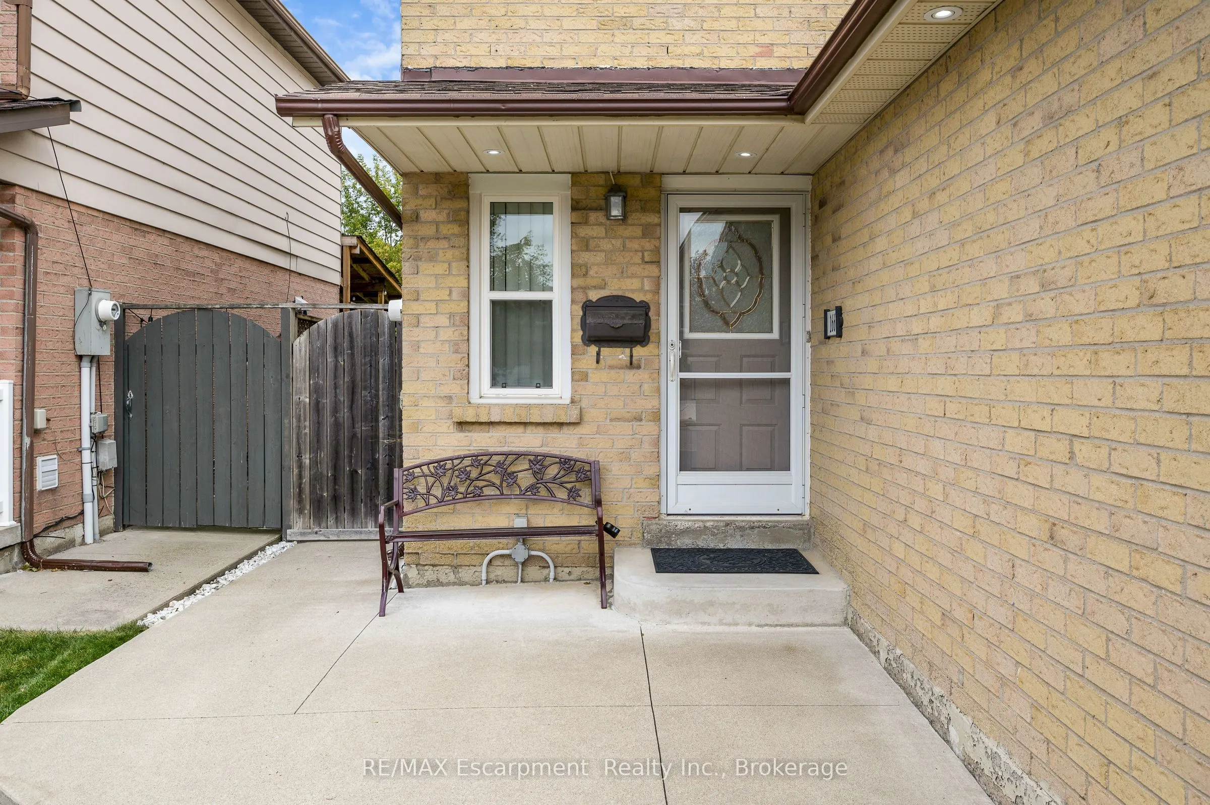 166 Martindale Crescent