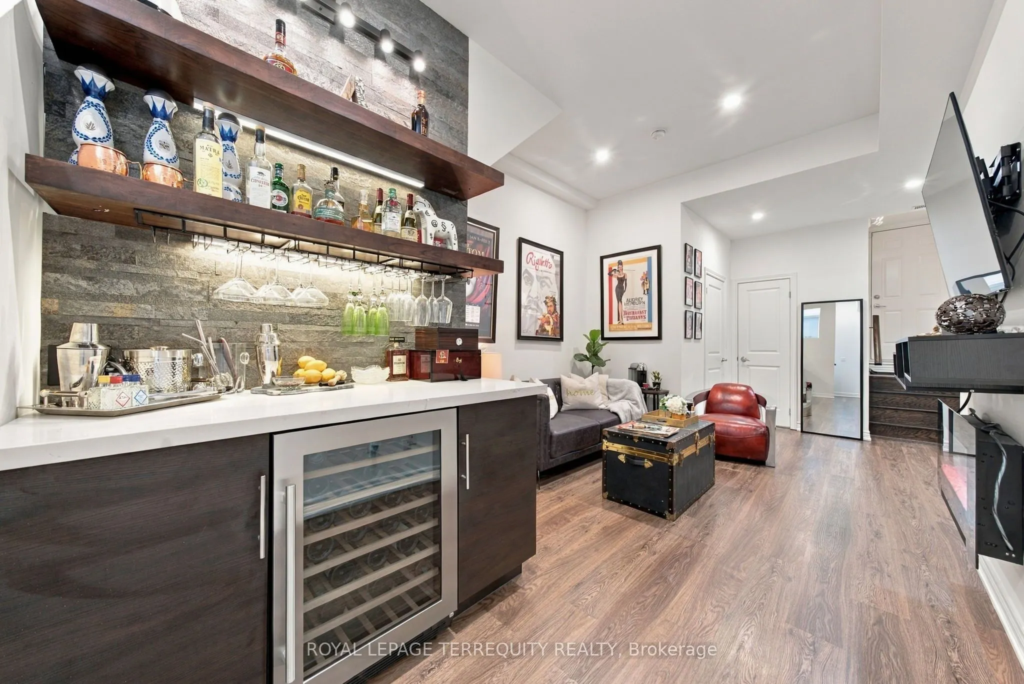 200 Annette Street ##2