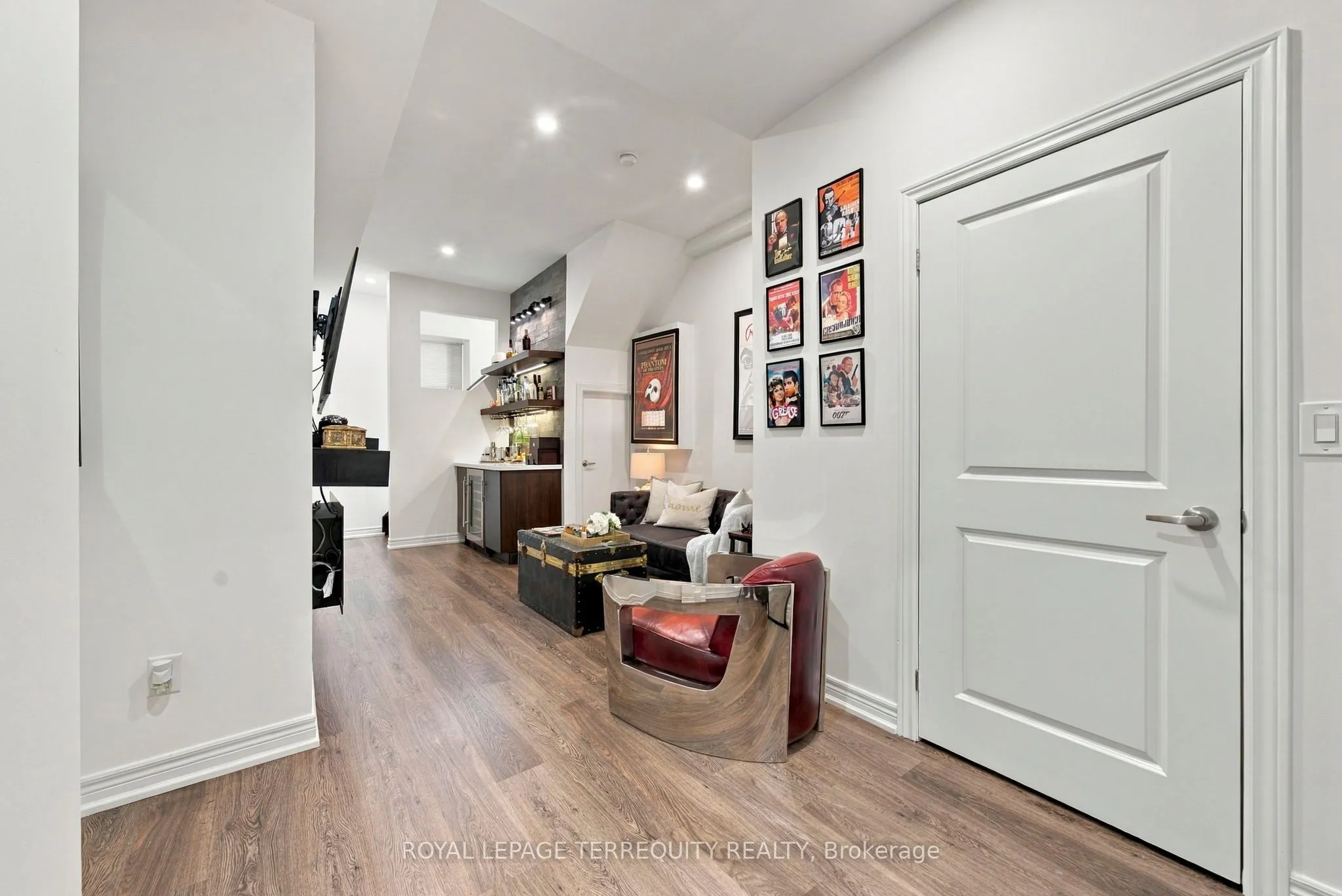 200 Annette Street ##2