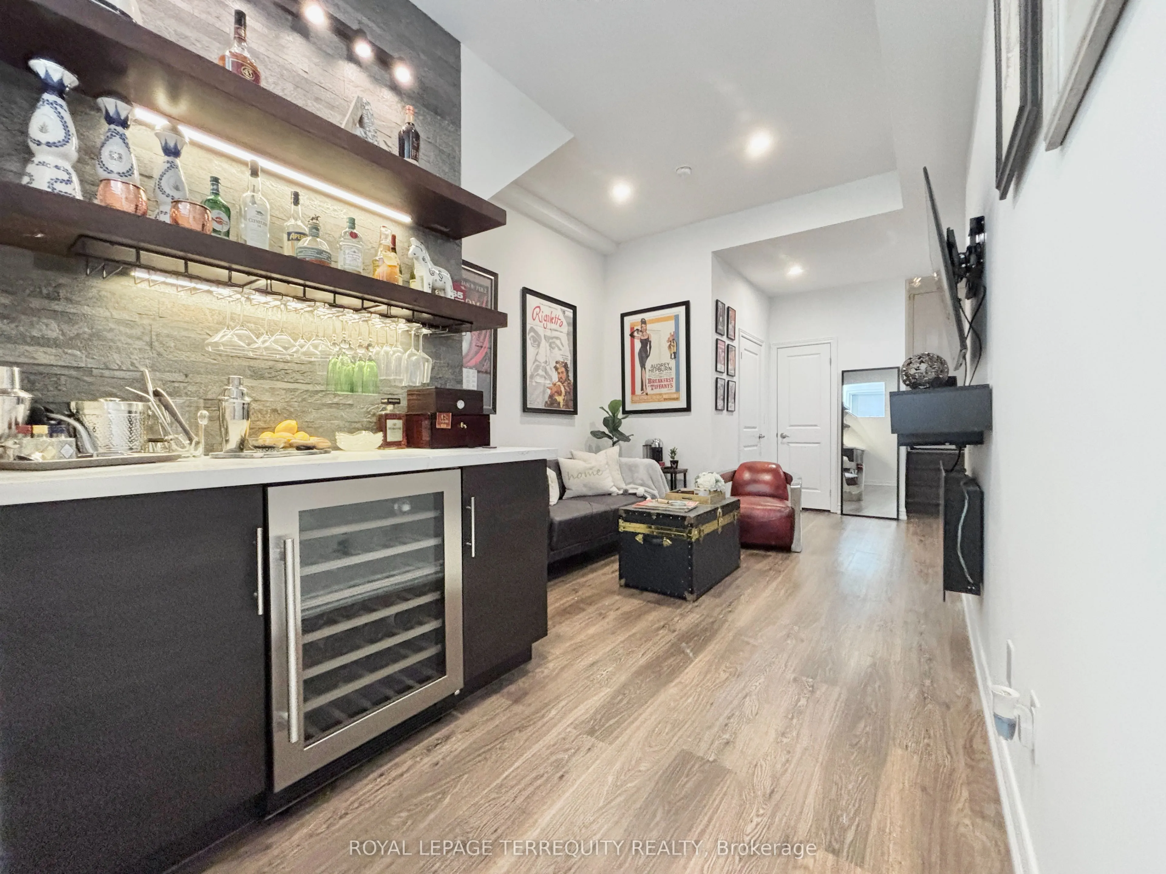 200 Annette Street ##2
