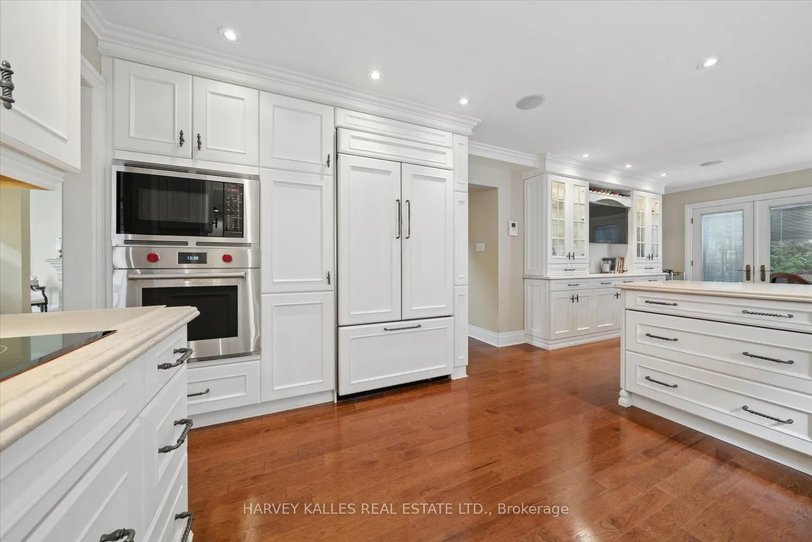 3685 St. Laurent Court