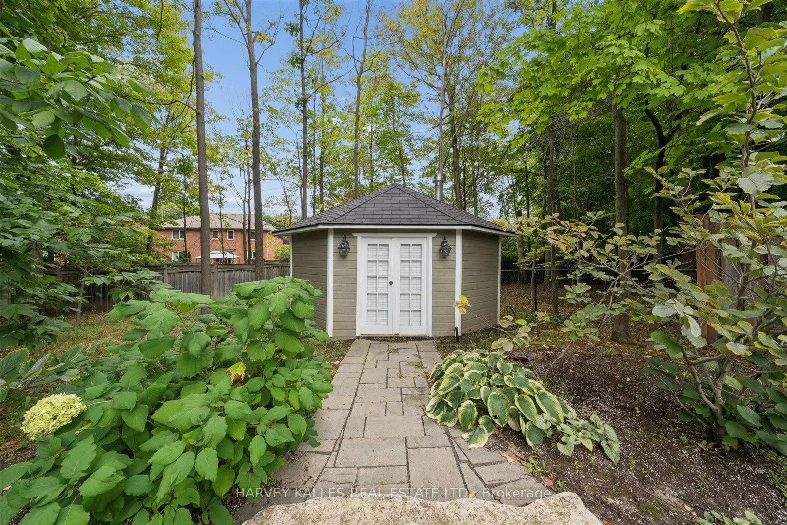 3685 St. Laurent Court
