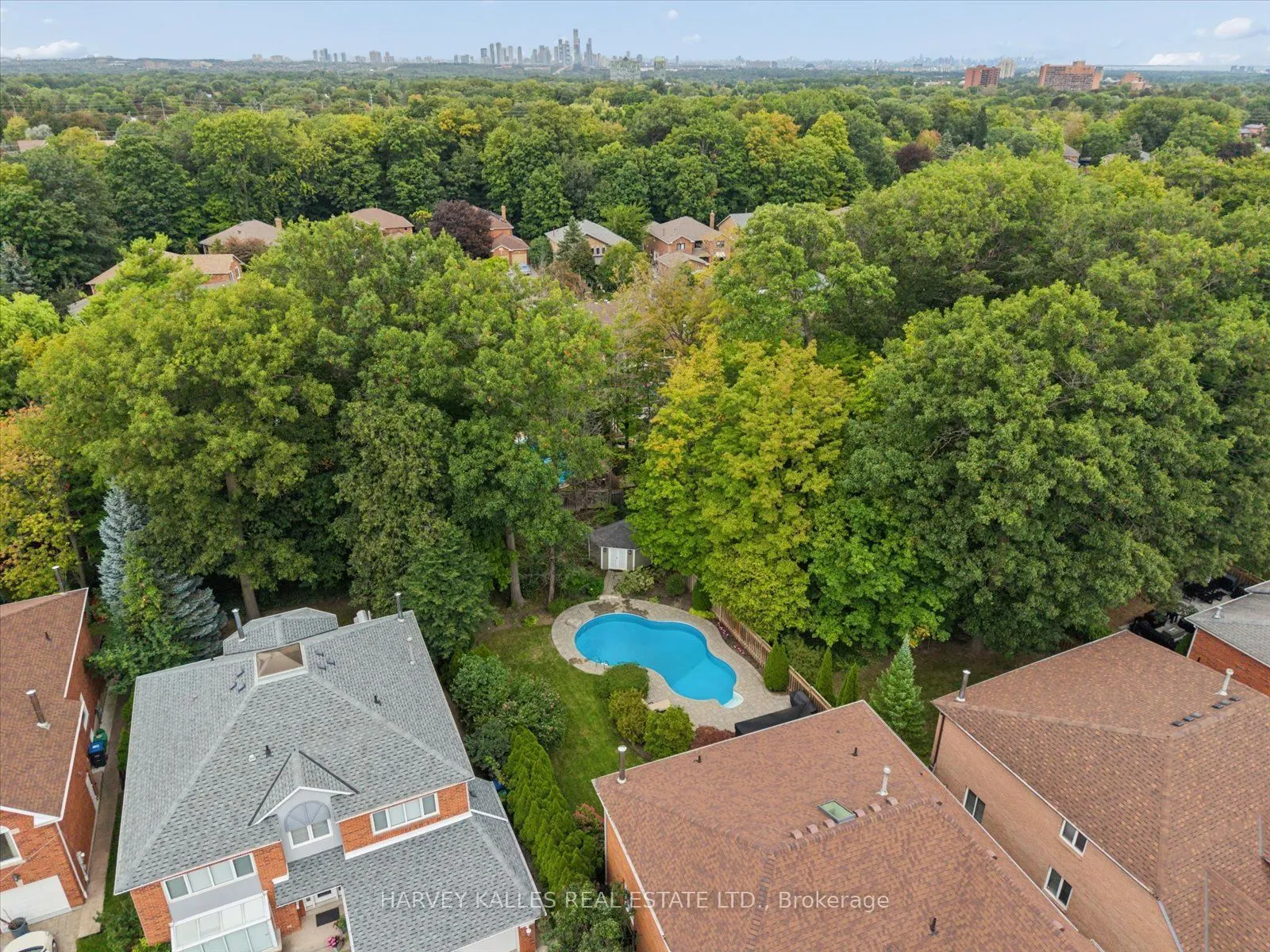 3685 St. Laurent Court