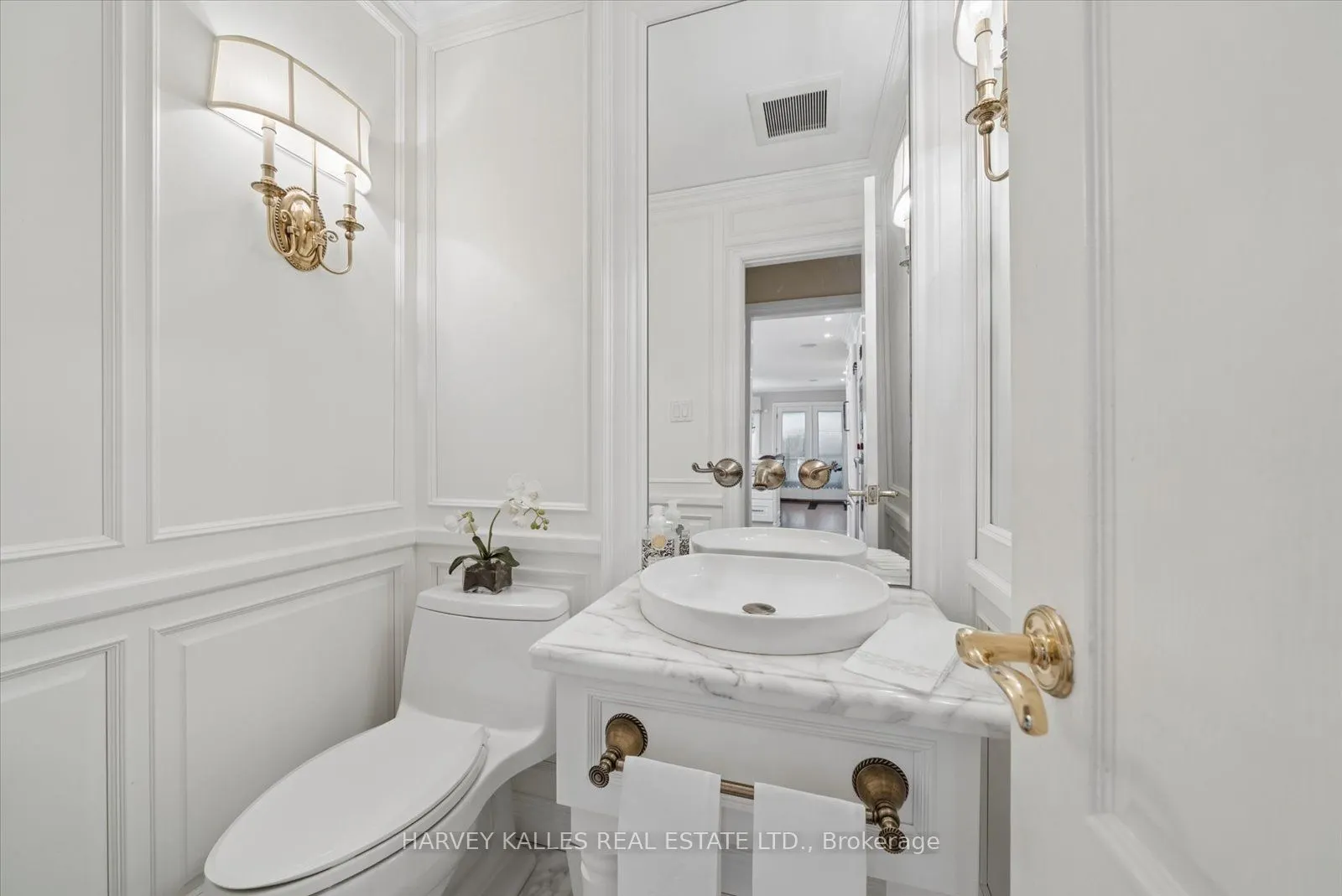3685 St. Laurent Court