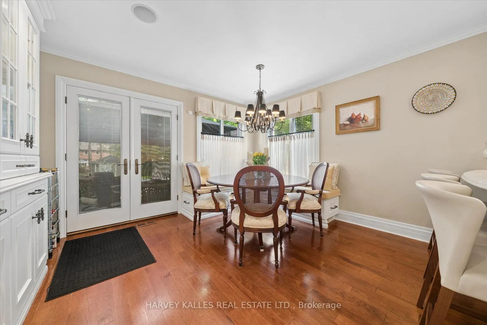 3685 St. Laurent Court
