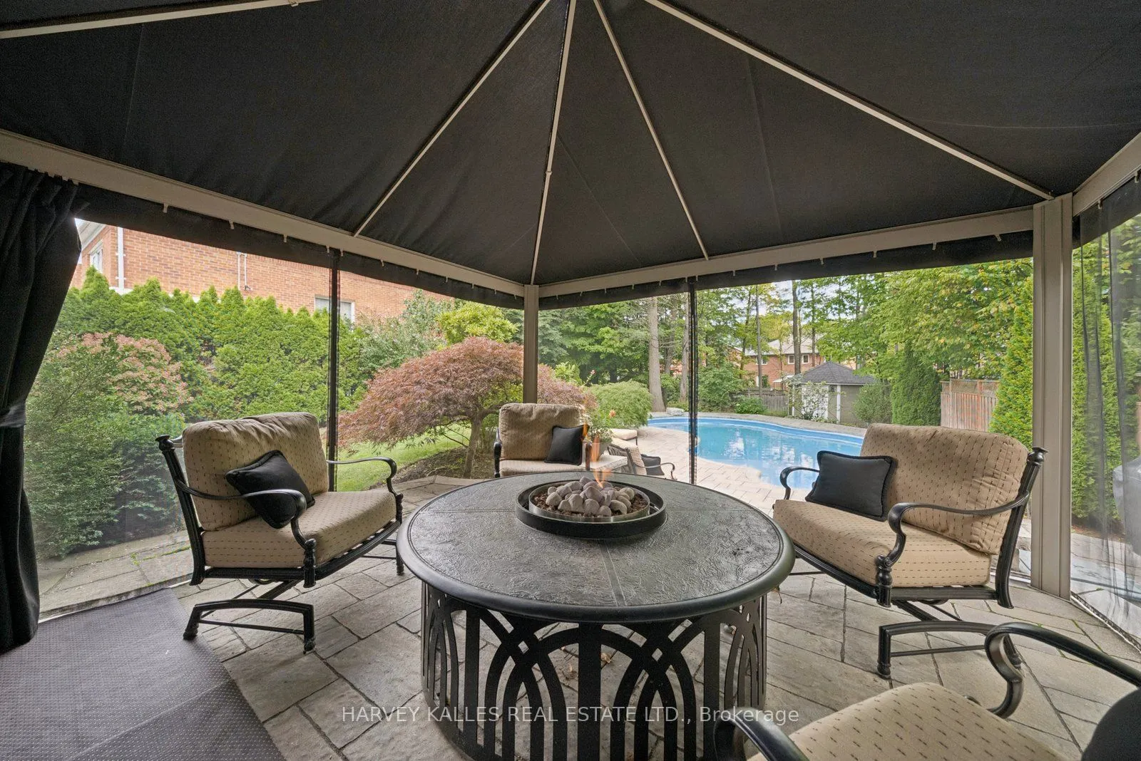 3685 St. Laurent Court