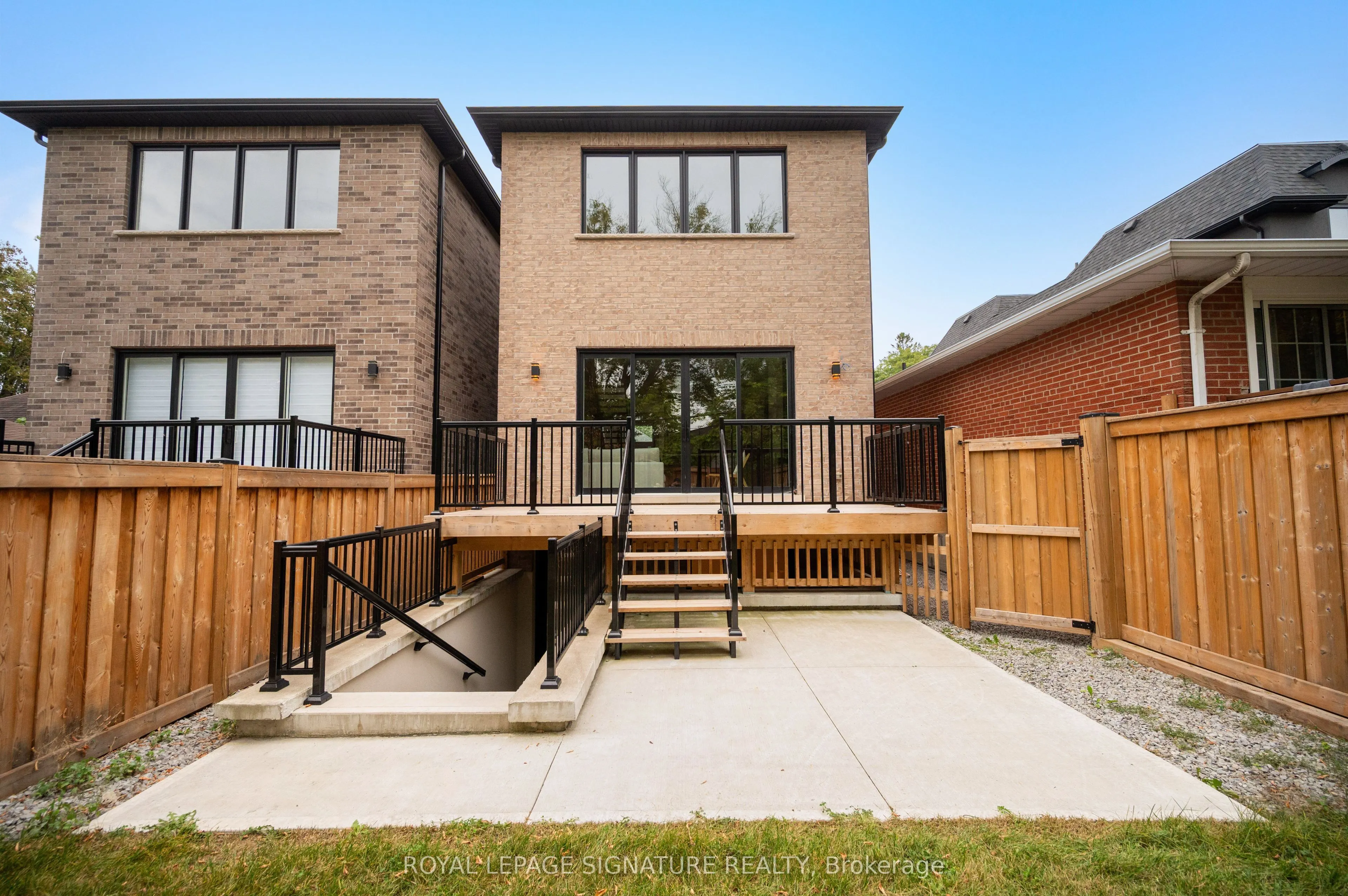 62 Ash Crescent