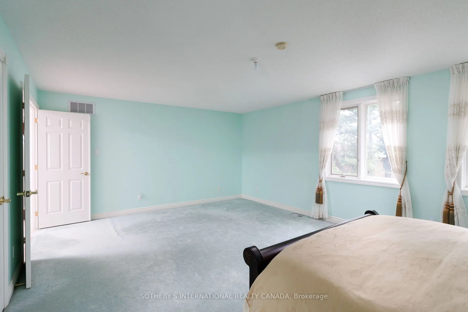 47 Great Oak Drive