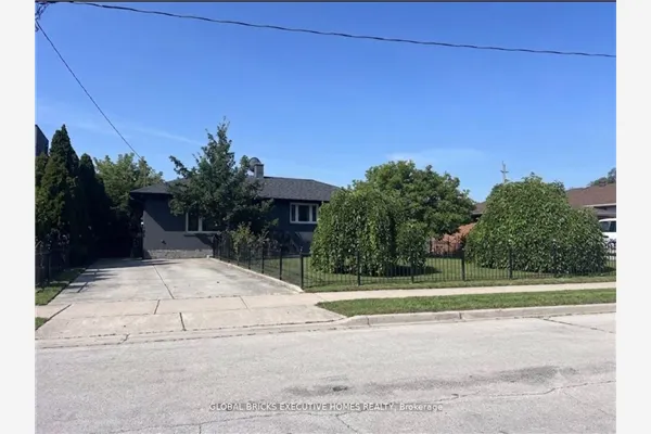 384 Ashbury Road