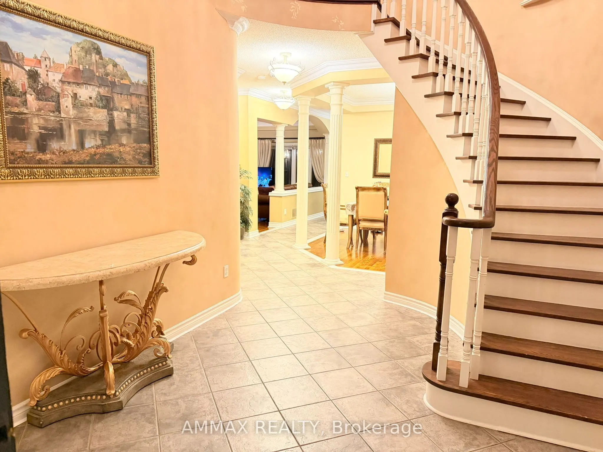 1306 Waubanoka Way