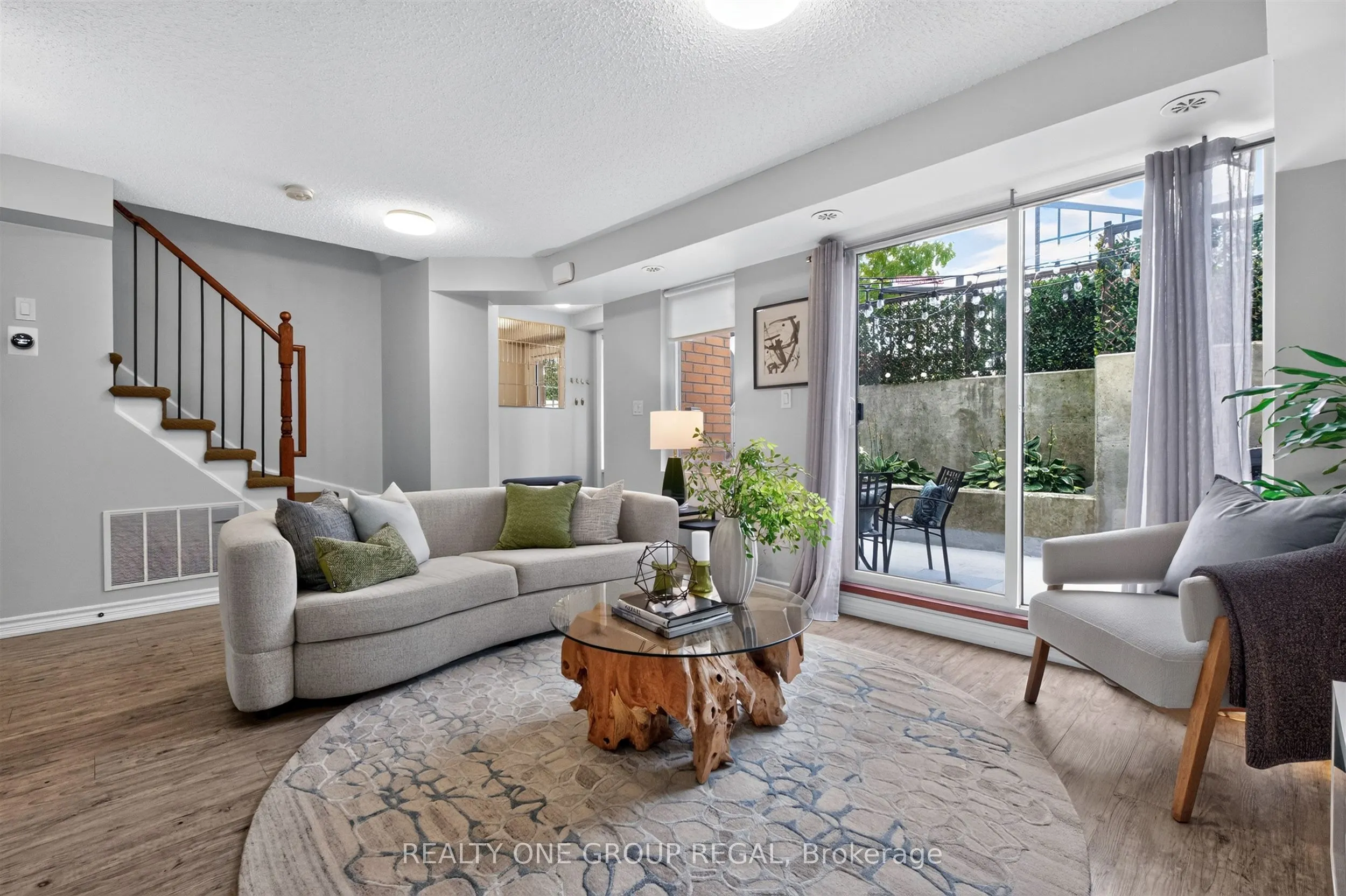 6 Foundry Avenue #155