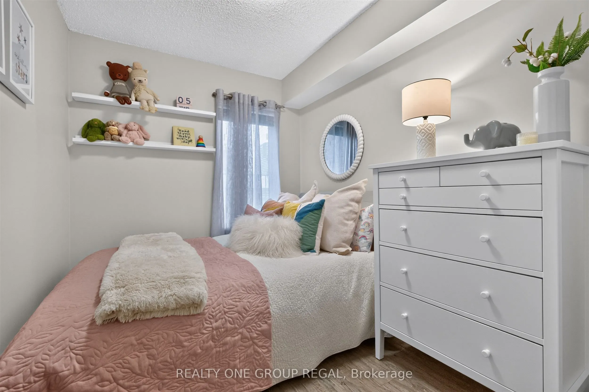 6 Foundry Avenue #155
