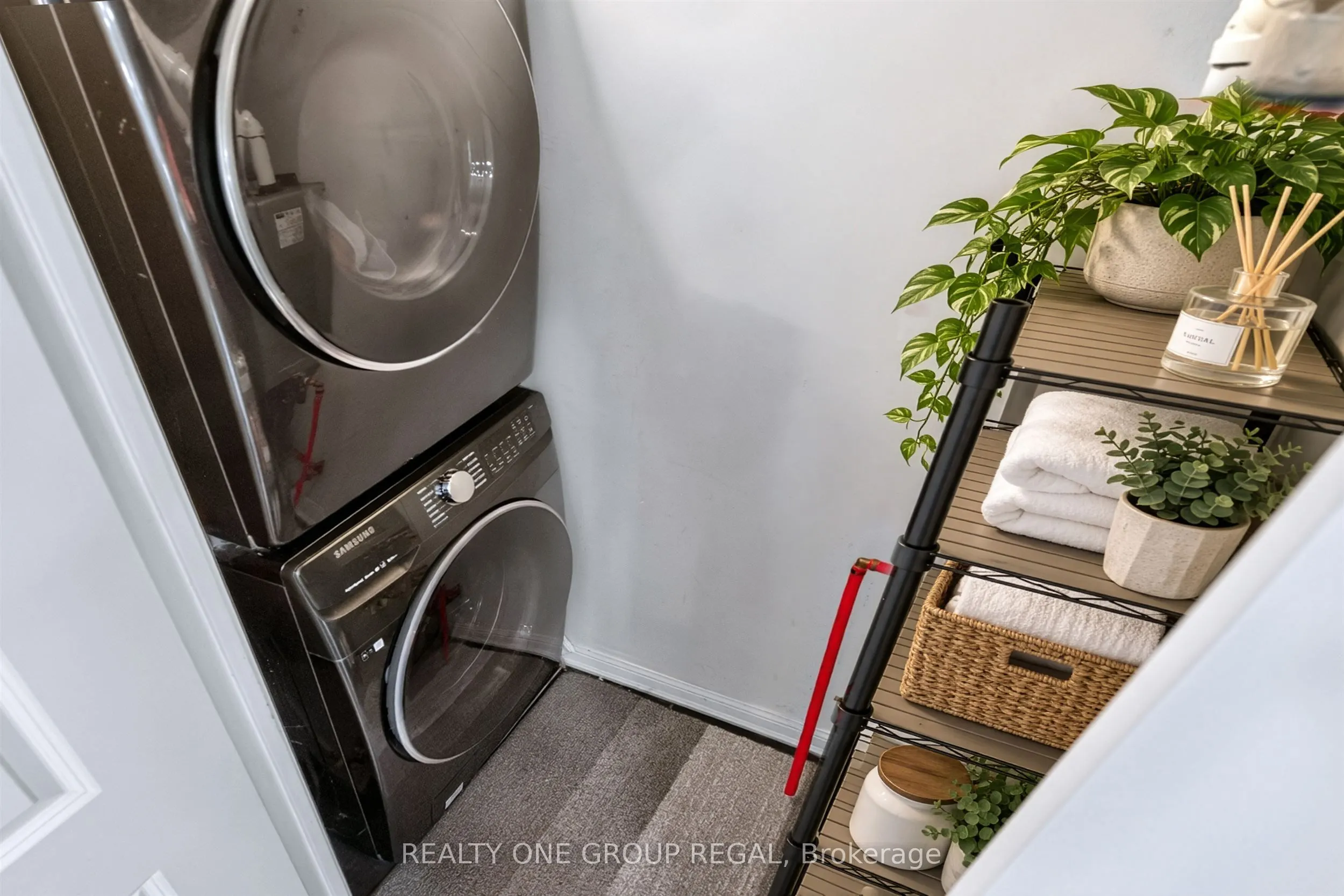 6 Foundry Avenue #155