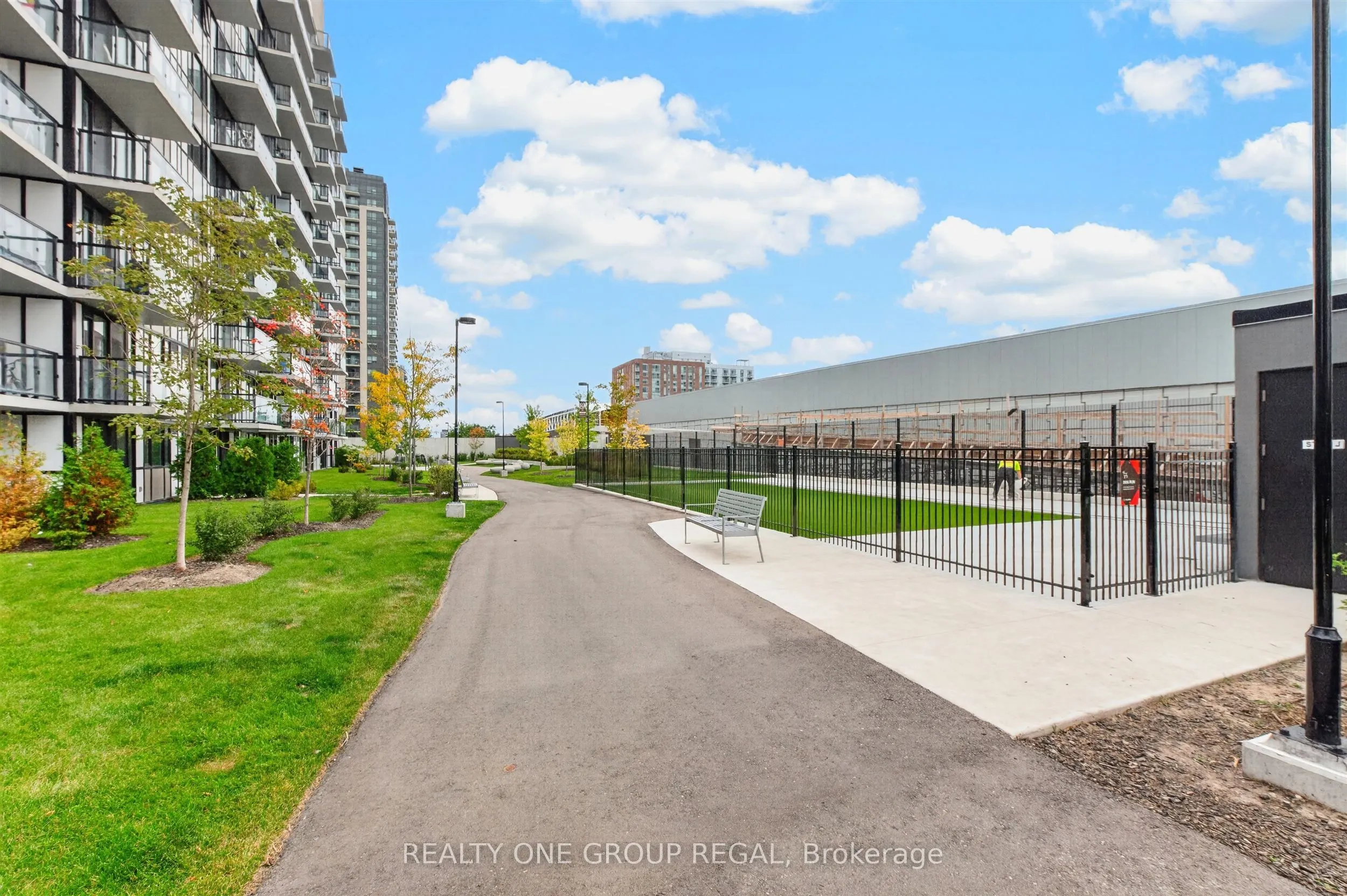 6 Foundry Avenue #155