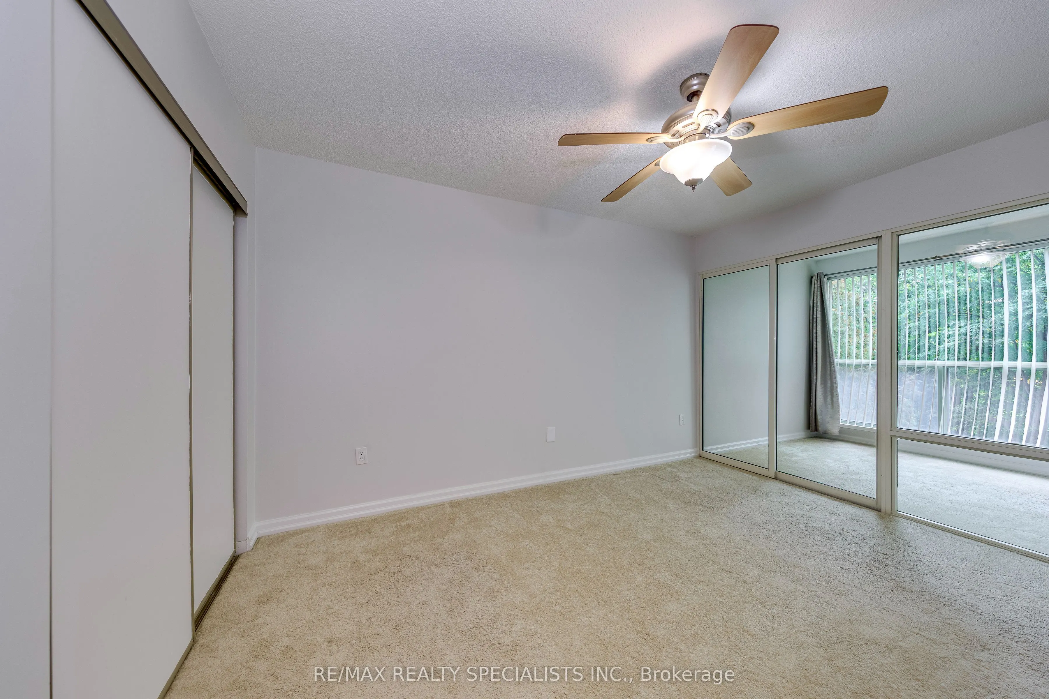 2155 Burnhamthorpe Road W #212