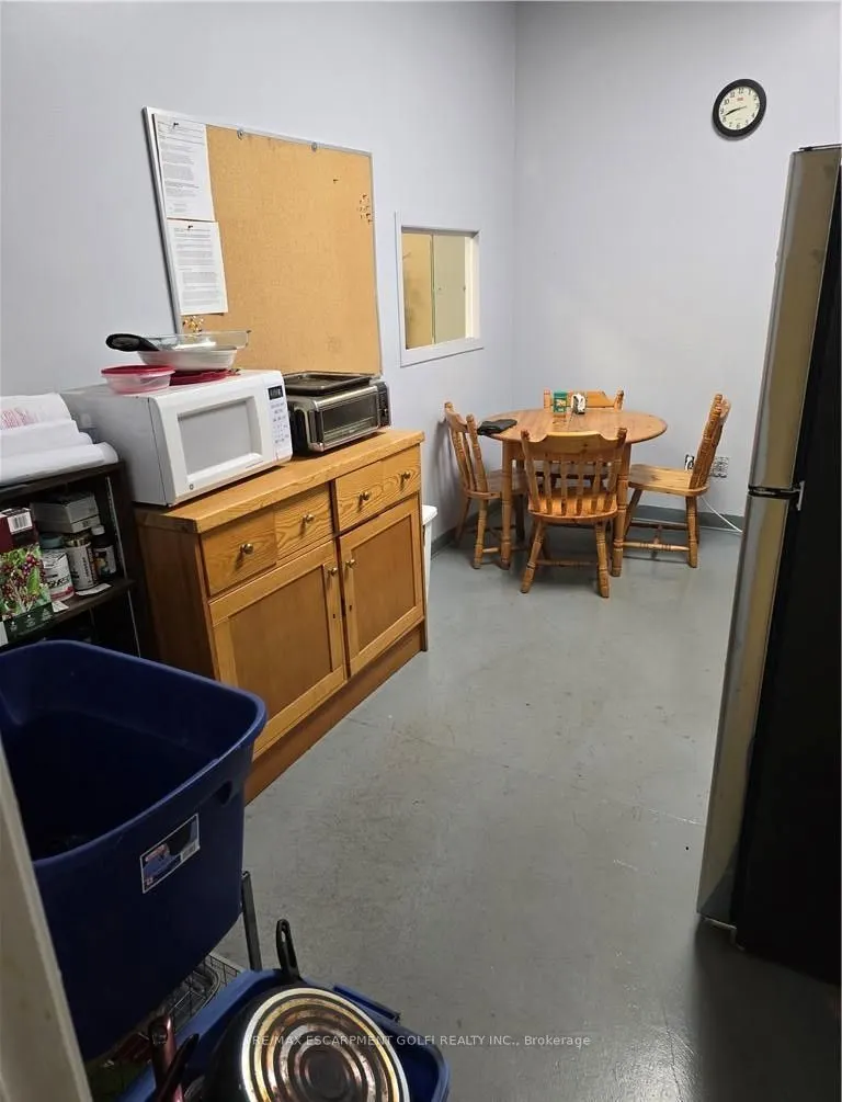 5100 South Service Road #29