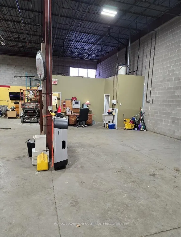 5100 South Service Road #29