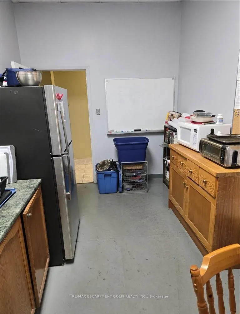 5100 South Service Road #29