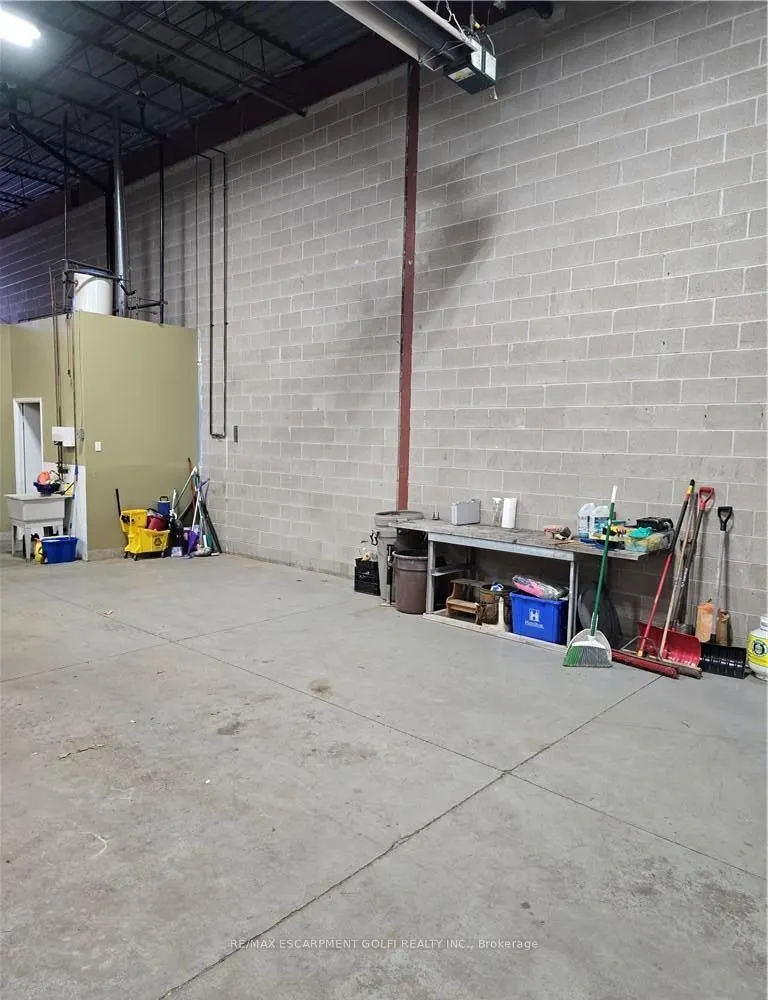 5100 South Service Road #29
