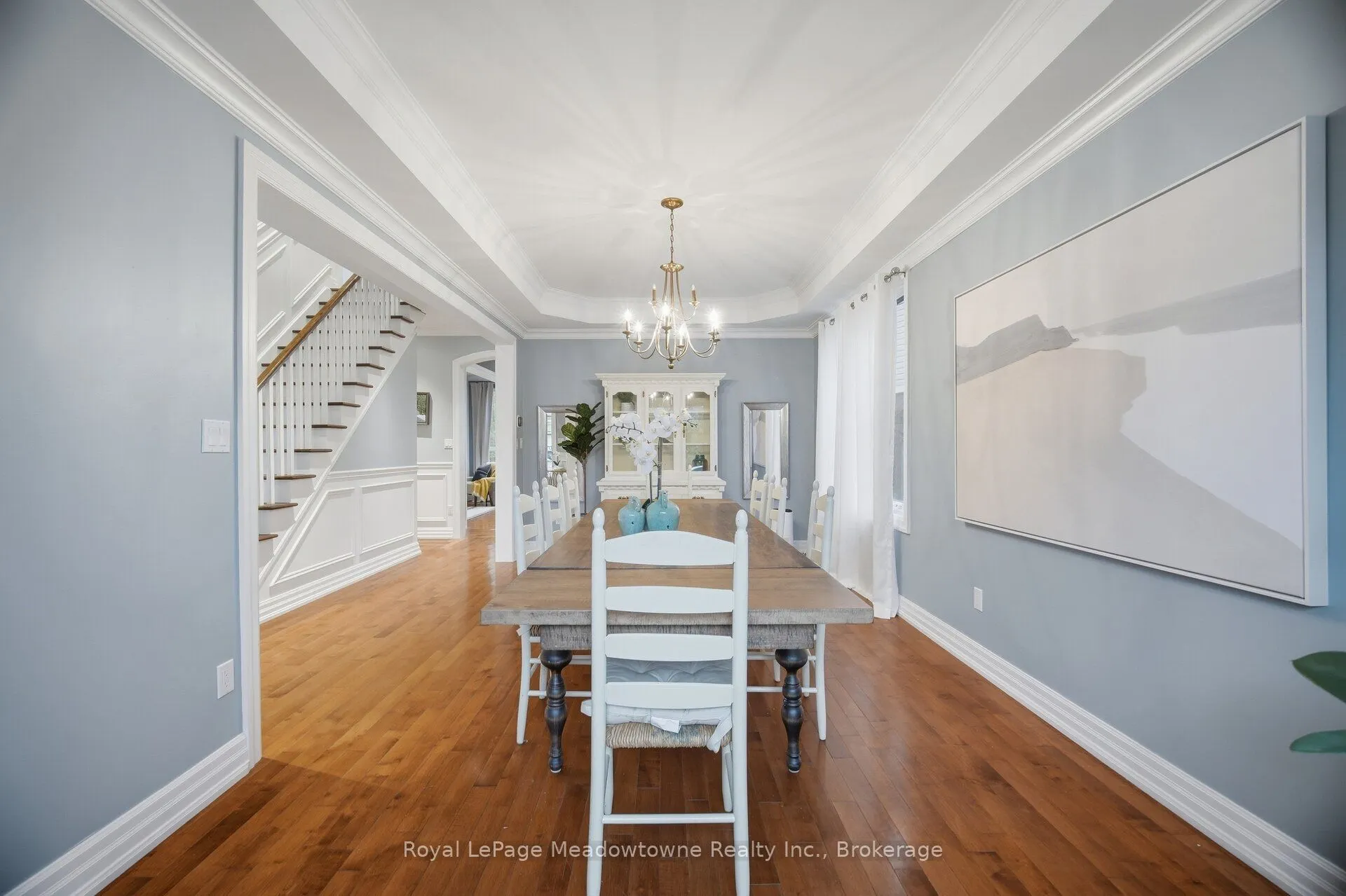 954 Lancaster Boulevard