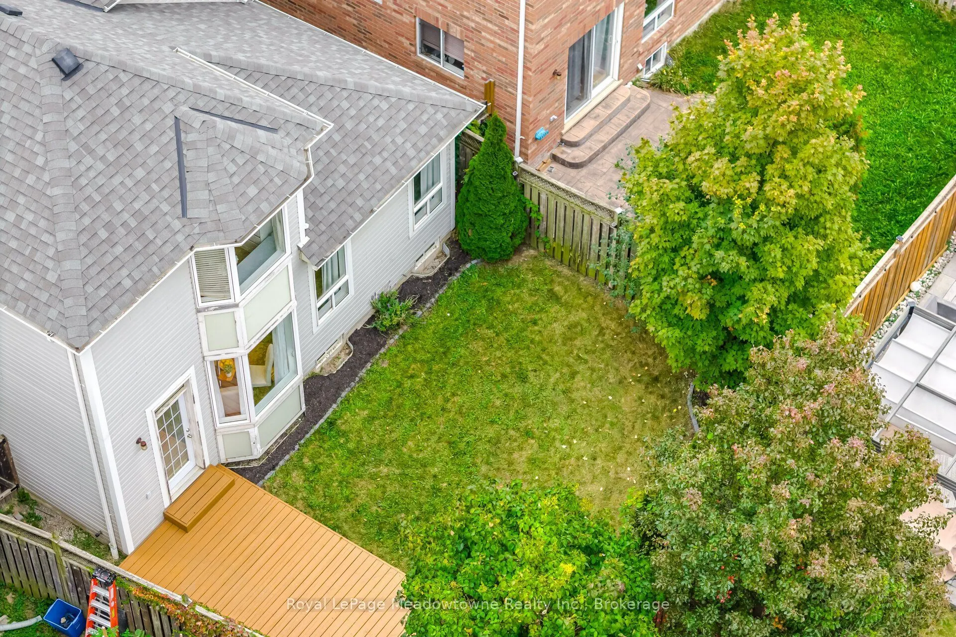 954 Lancaster Boulevard
