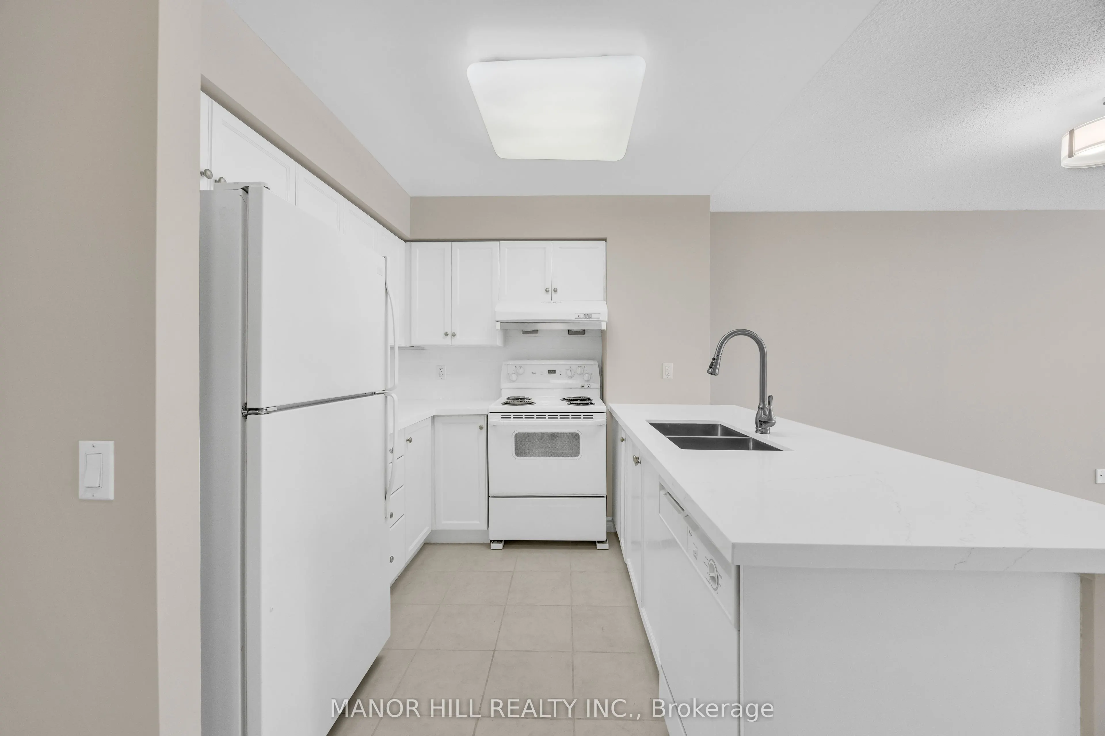 35 Kingsbridge Garden Circle #402