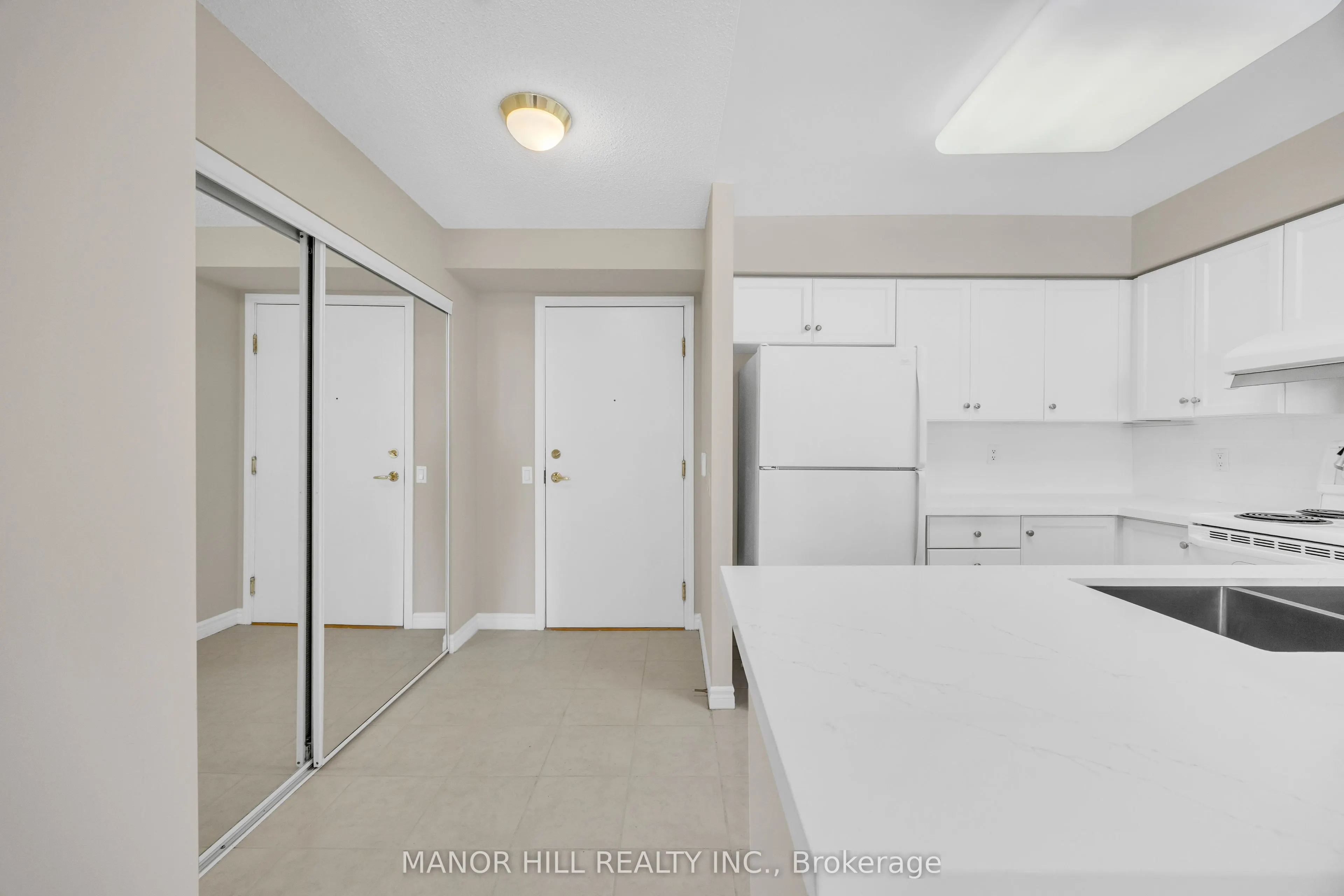 35 Kingsbridge Garden Circle #402