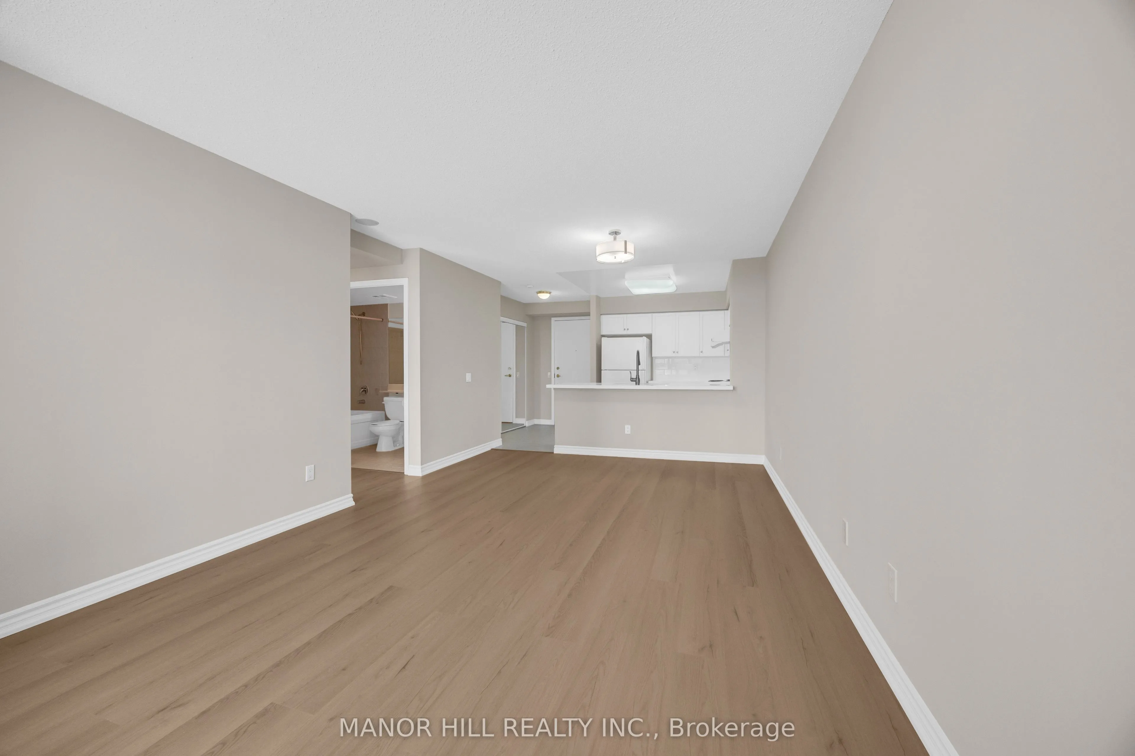 35 Kingsbridge Garden Circle #402