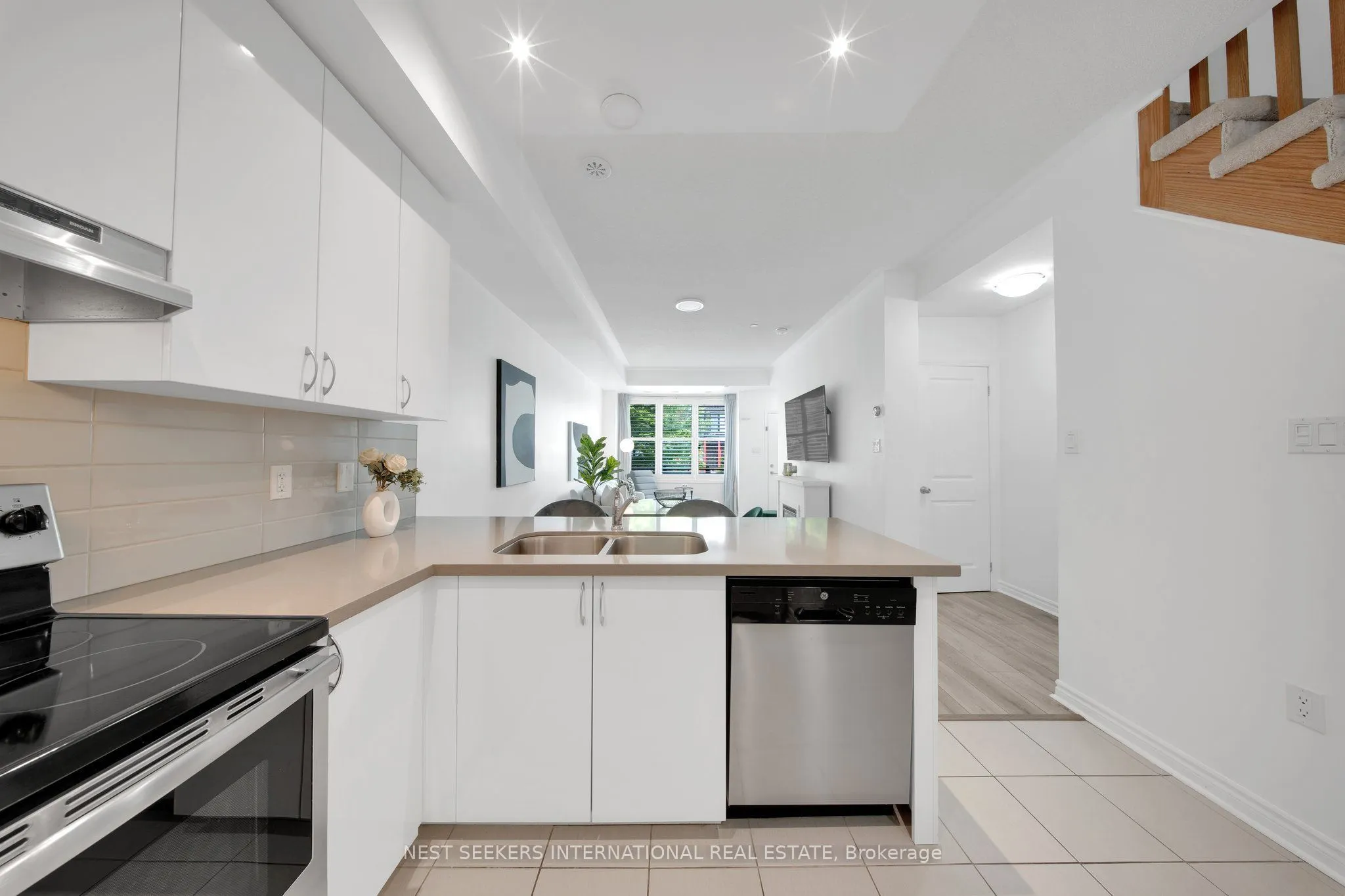 1155 Stroud Lane #2