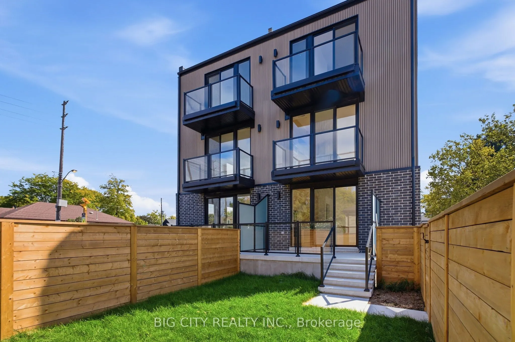 276 Lanor Avenue #2