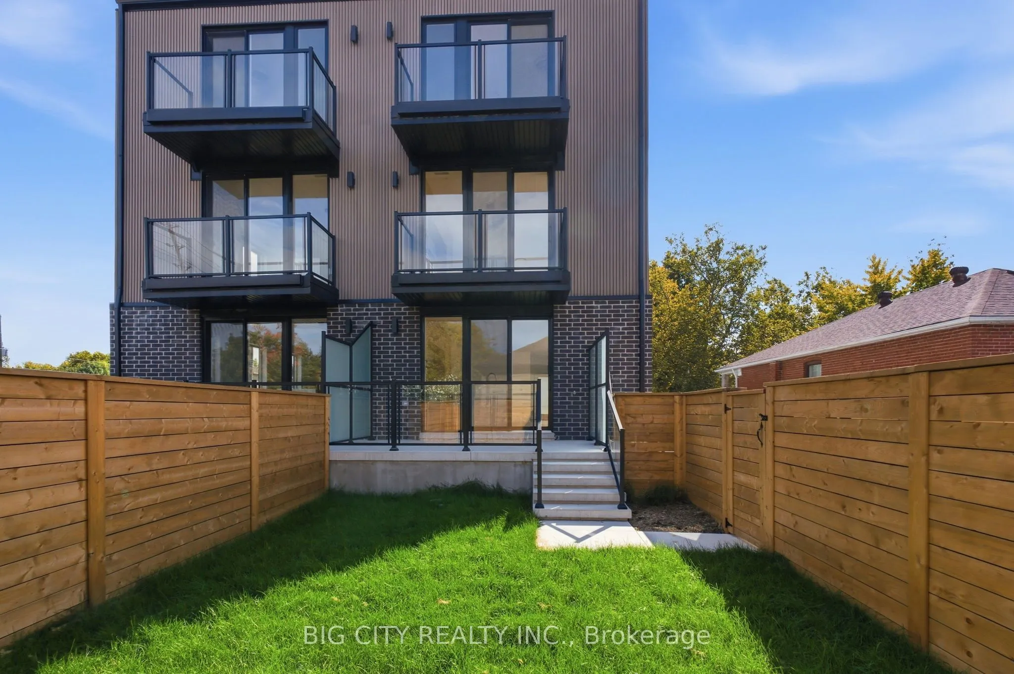 276 Lanor Avenue #2